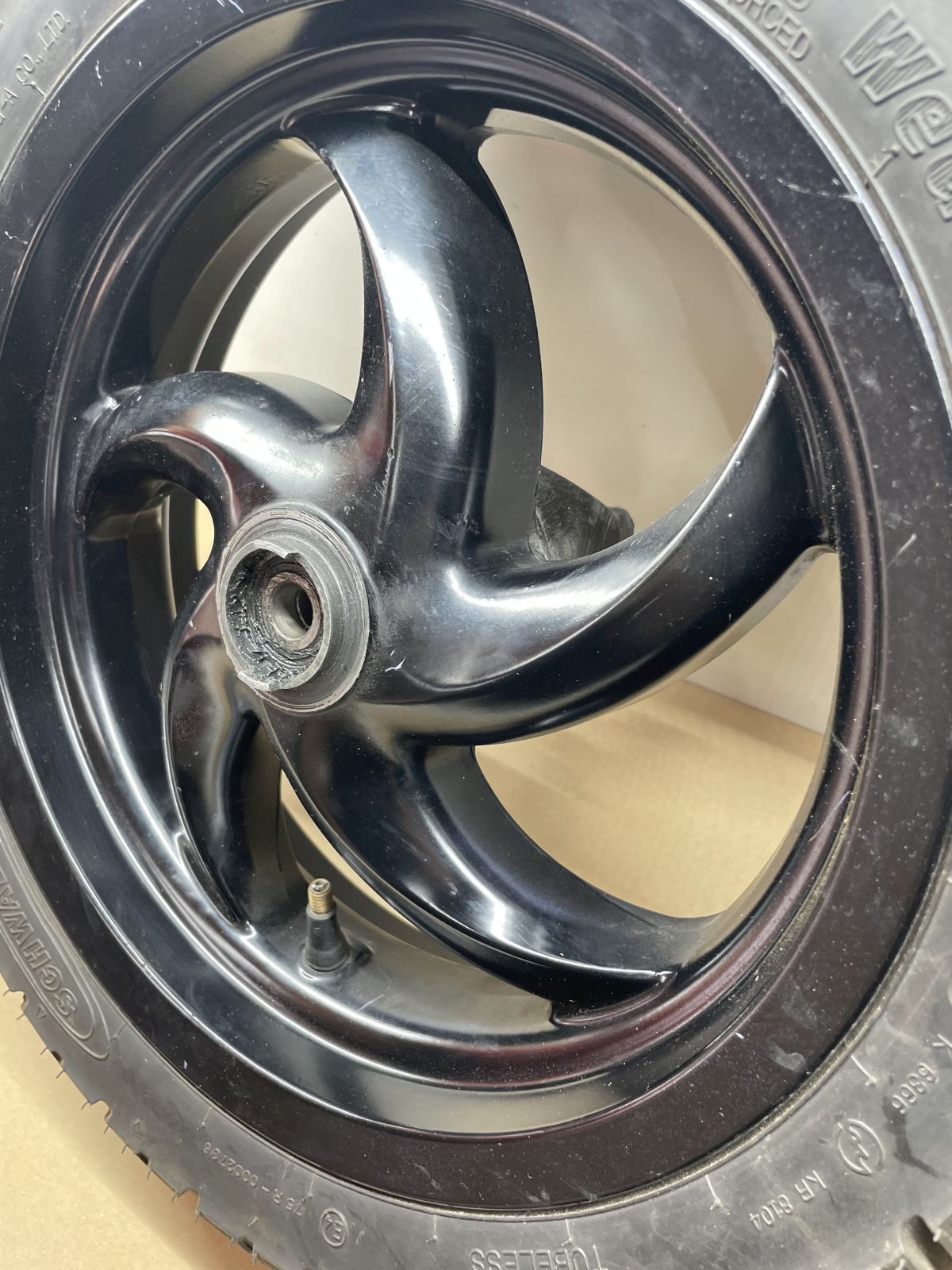 Piaggio TPH 50 - Vorderrad Reifen Felge vorne wheel (84-9)