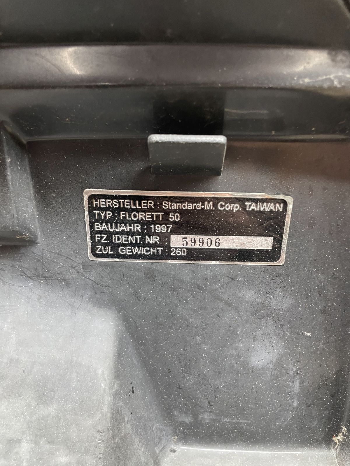Kreidler Florett 50 2T - Beinschild Innenraum Verkleidung Abdeckung (71)