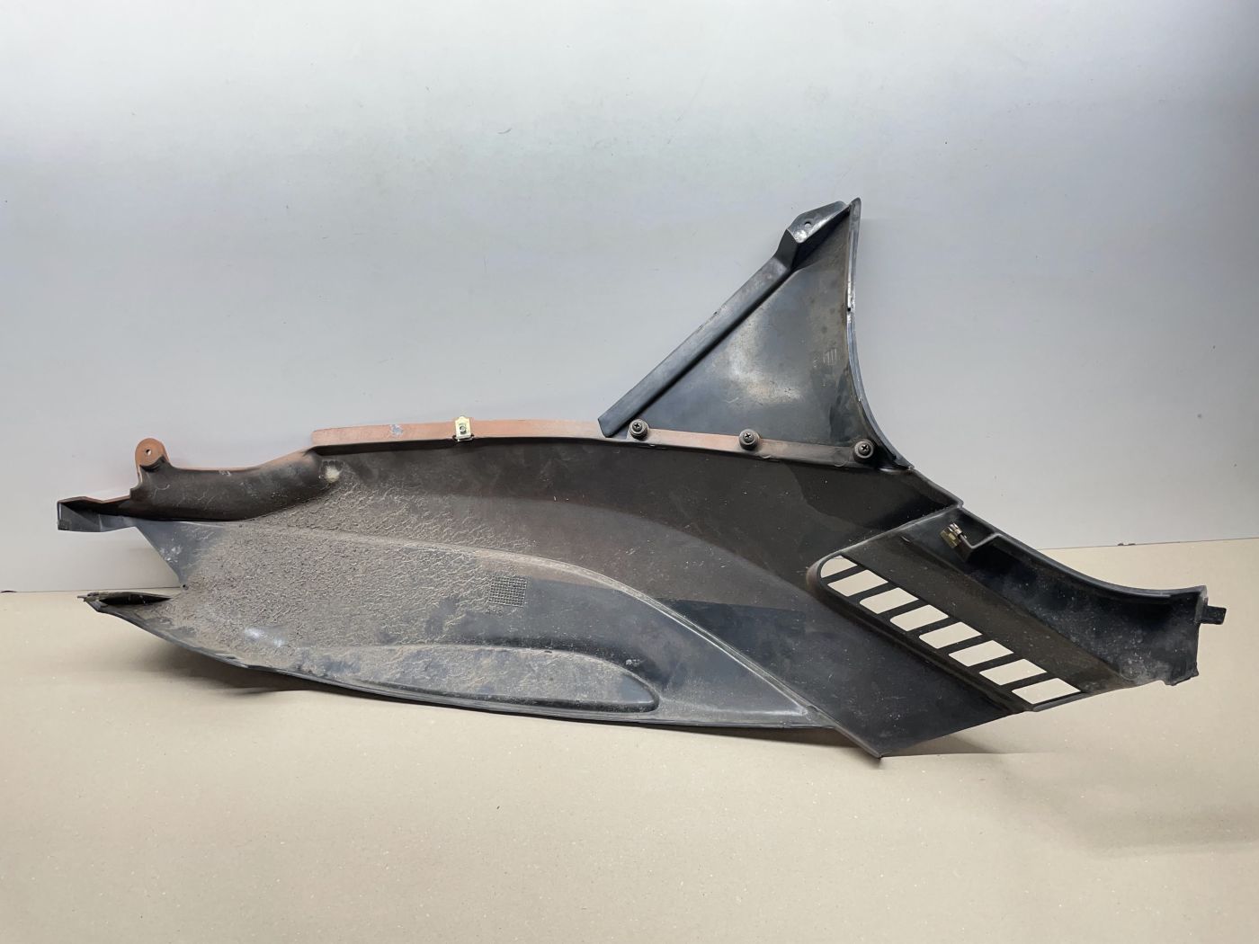 Atala Byte RT10 -  Seitenteil links Verkleidung Abdeckung fairing  (102-17)
