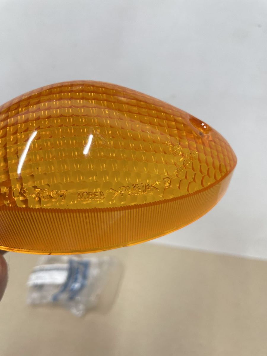 Daelim Tapo GZ50 - Blinkerglas hinten Rechts Kappe indicator lens (118-14)
