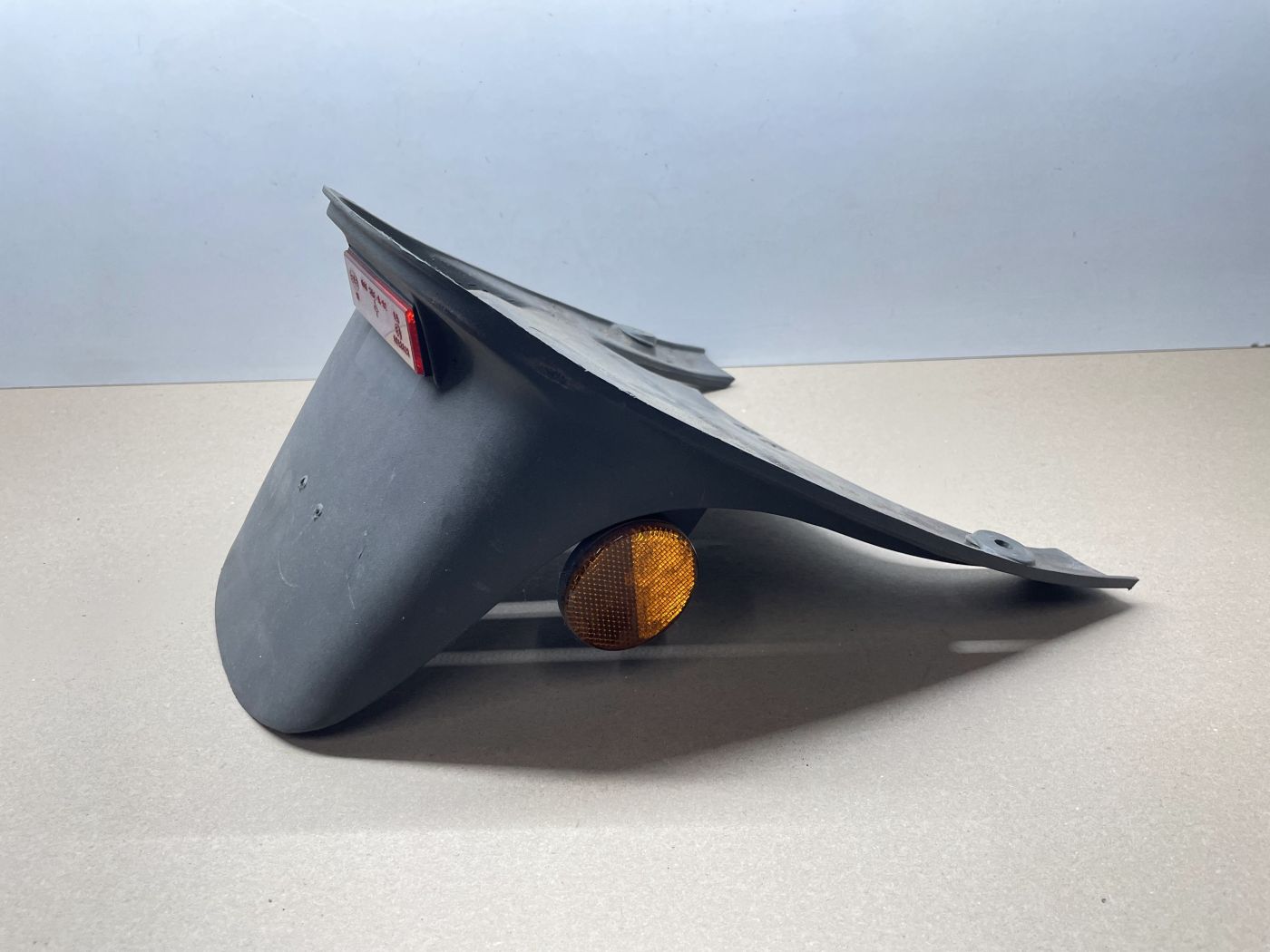 Malaguti F15 - Spritzschutz hinten Kennzeichenhalter Verkleidung fairing (109-12)