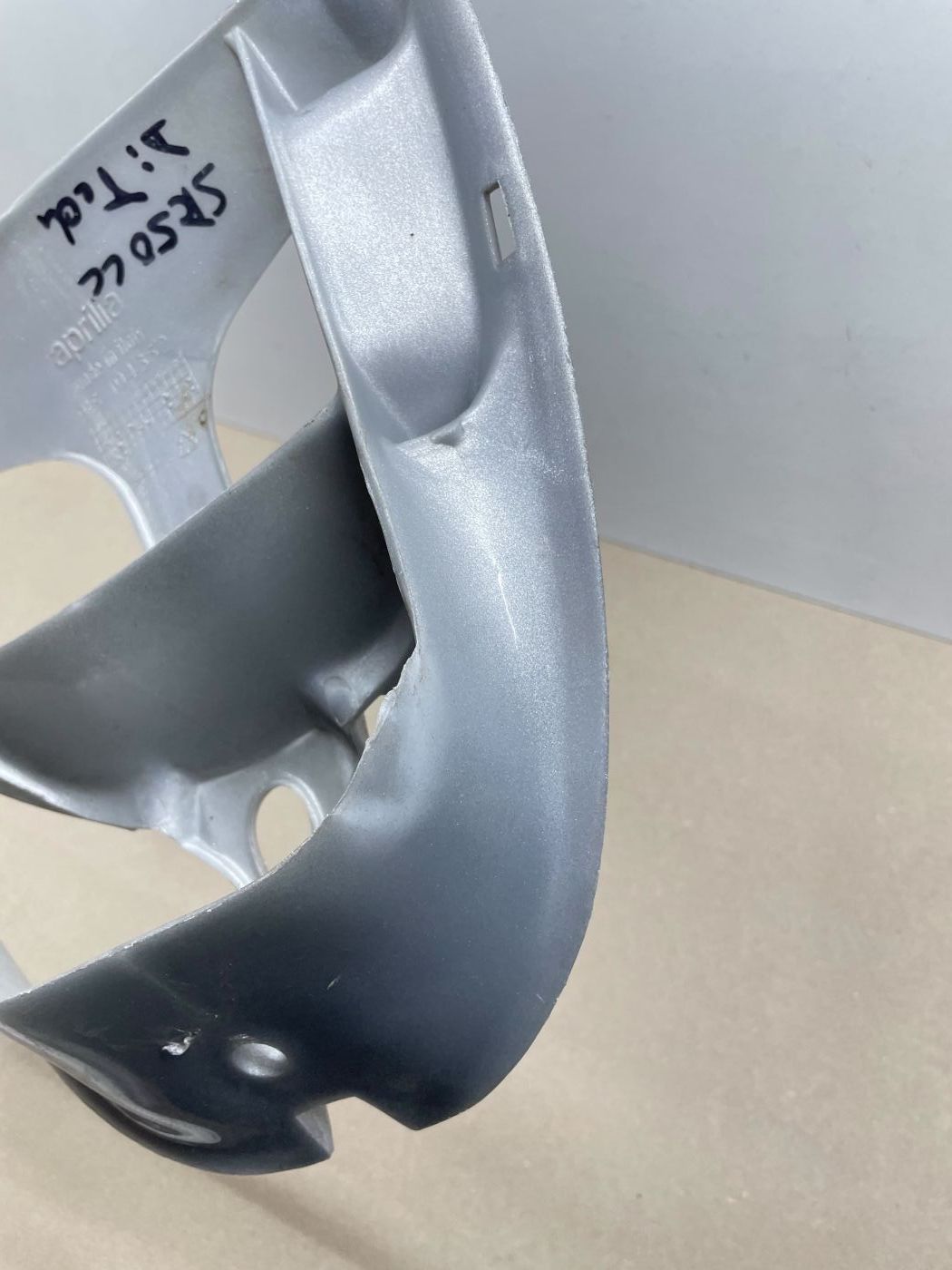 Aprilia SR50 Ditech - Verkleidung Kühlergrill Front Lufteinlass Abdeckung (118-V)