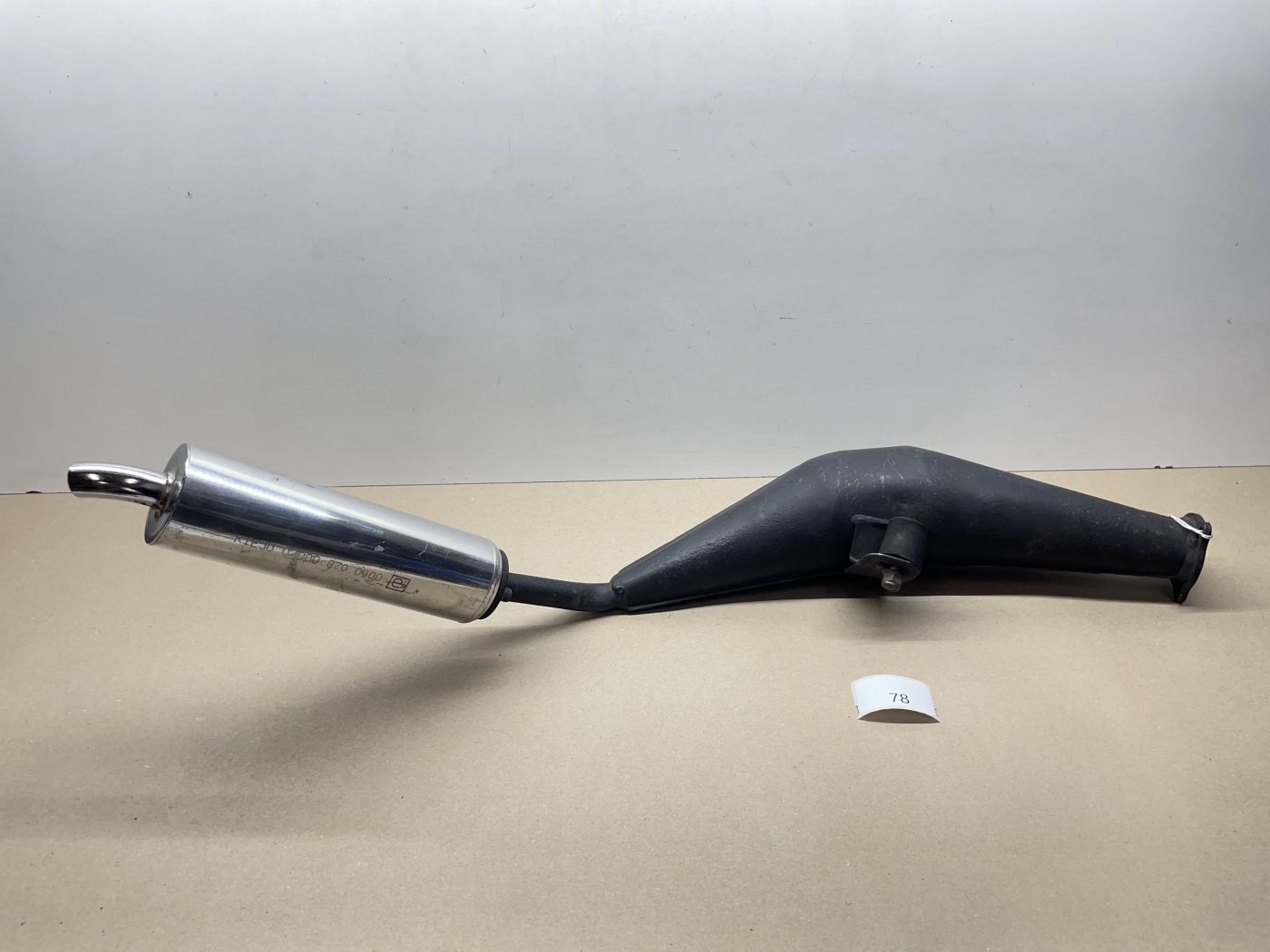 Rieju Auspuff 0/000.870.0400 Original RS3? Motorrad Moped exhaust (118-V)
