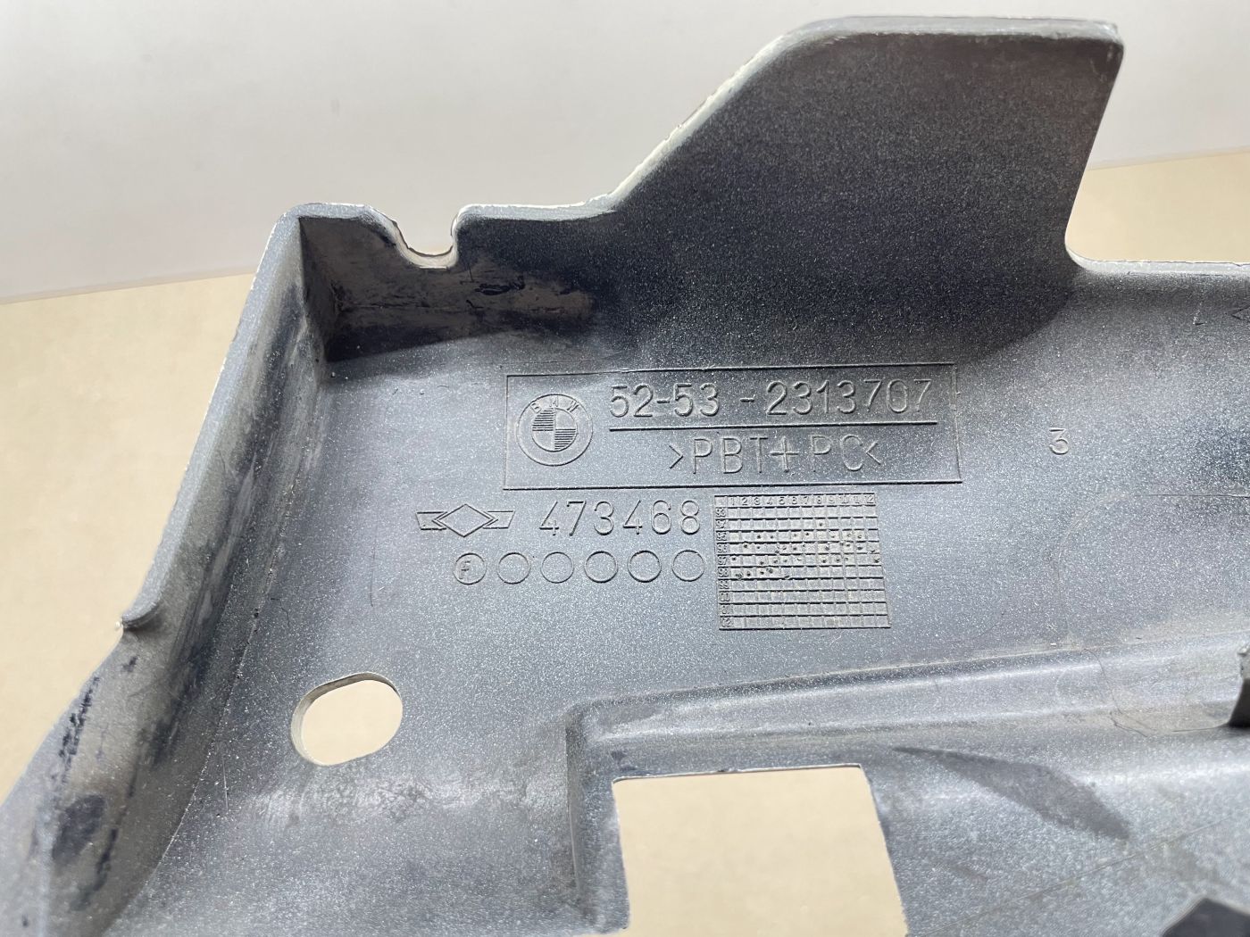BMW R 1100 RT - Heckverkleidung links Abdeckung Rahmen Seitenteil (118-V)