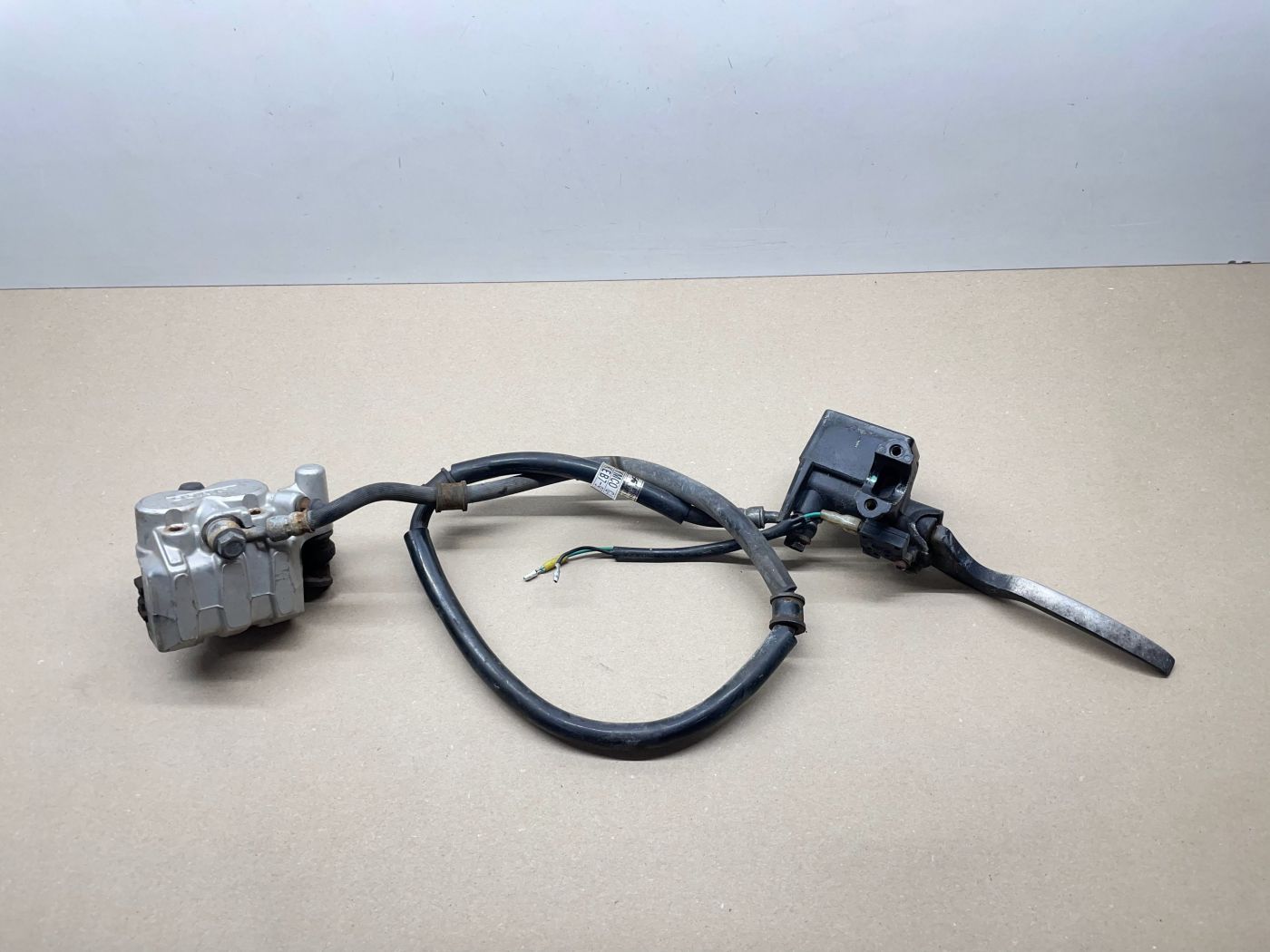 Kymco Cobra Cross - Bremse vorne Bremshebel Bremspumpe Bremszange brake (114)
