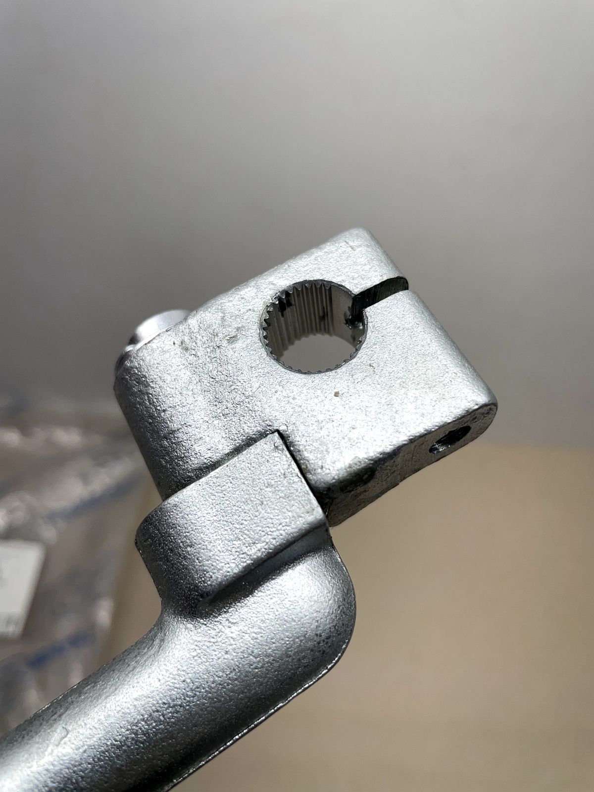 TGB Hornet 90 ATV - ORIGINAL Kickstarter 526205 Motor Antrieb NEU lever (40-20)