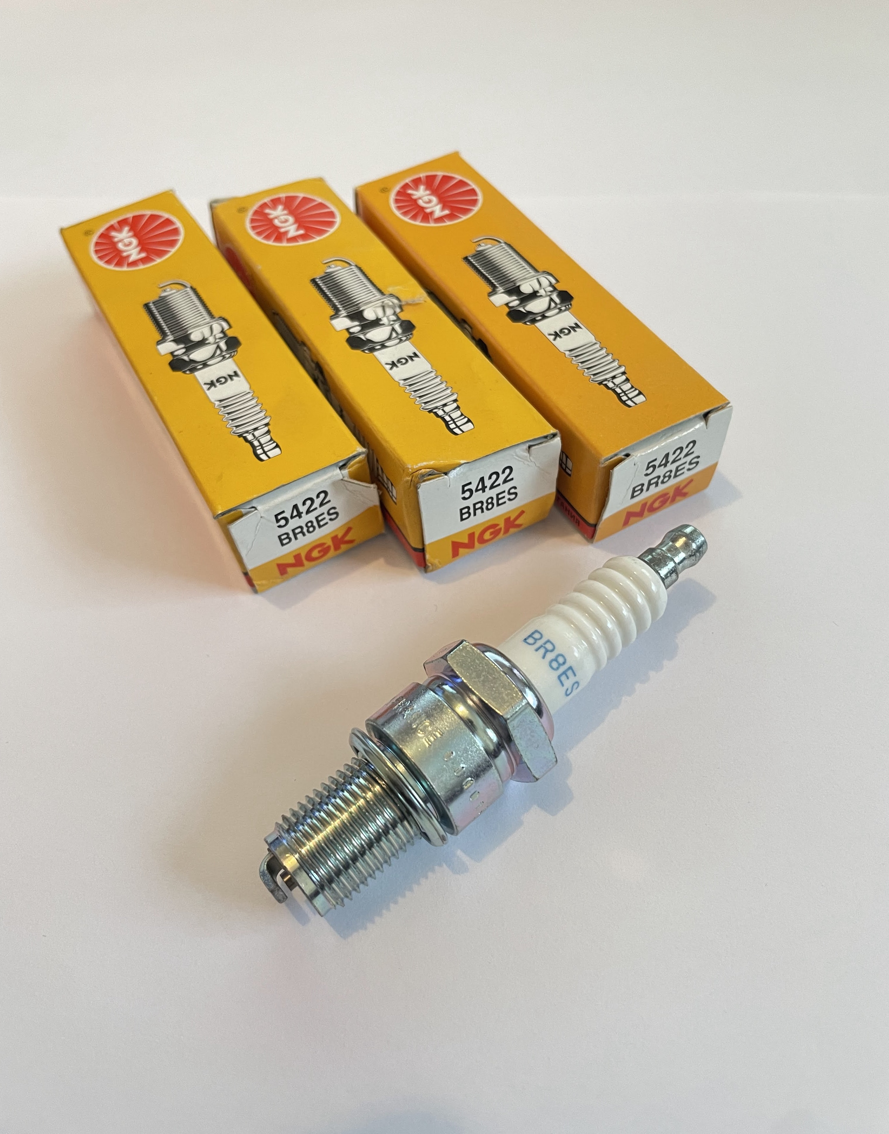 3x NGK BR8ES Zündkerze z.B. Peugeot Speedfight 100 Vivacity 100 TKR 100