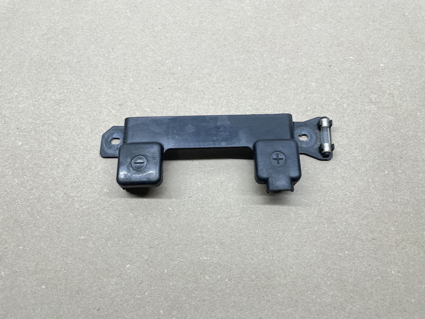 Kymco Cobra Cross - Batteriehalterung Halterung Abdeckung Verkleidung (114)