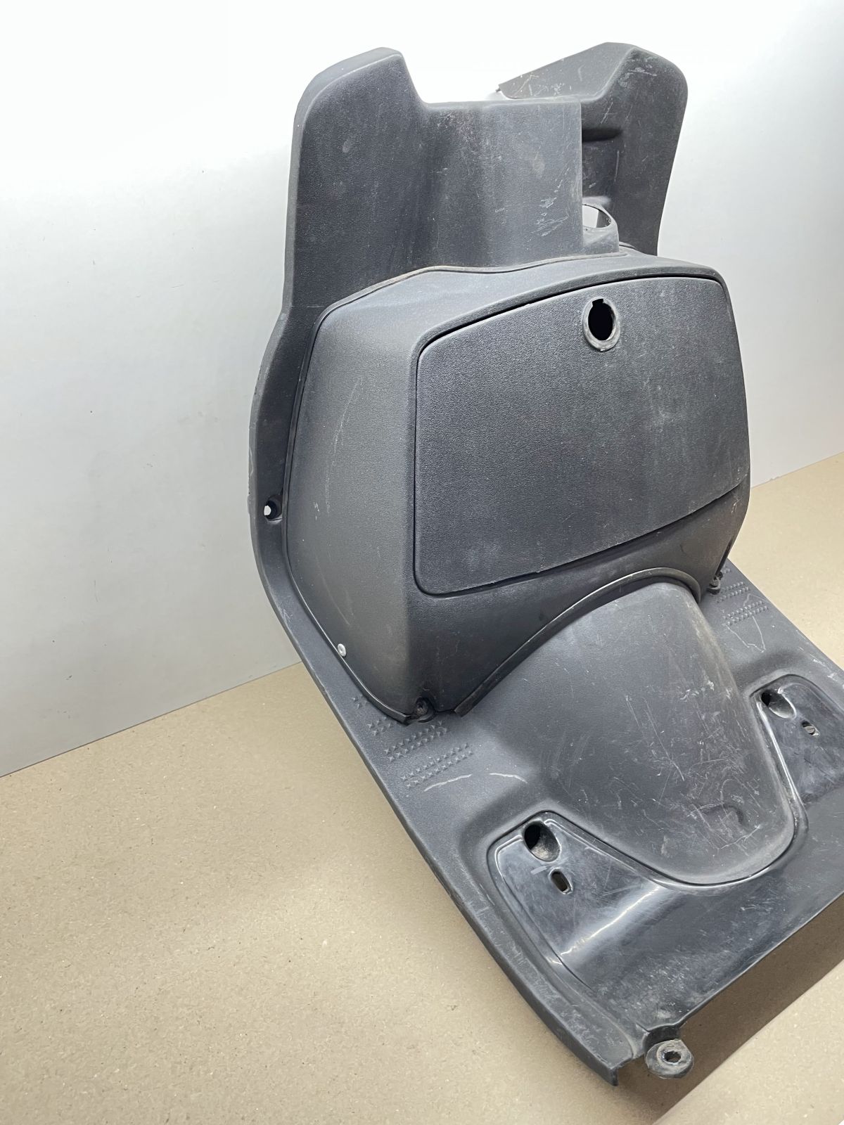 Itteco Shark TR50 - Beinschild Innenraum Abdeckung Verkleidung fairing  (72-1)