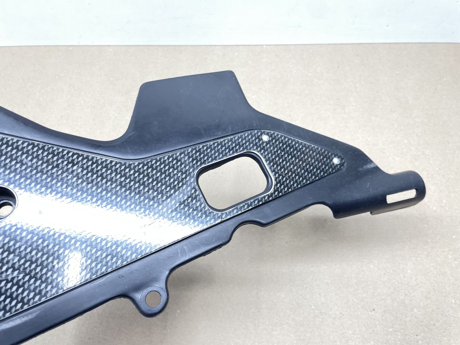 Honda CBR 1000 F SC24 - Verkleidung links + rechts Fußraste fairing footrest (118-24)