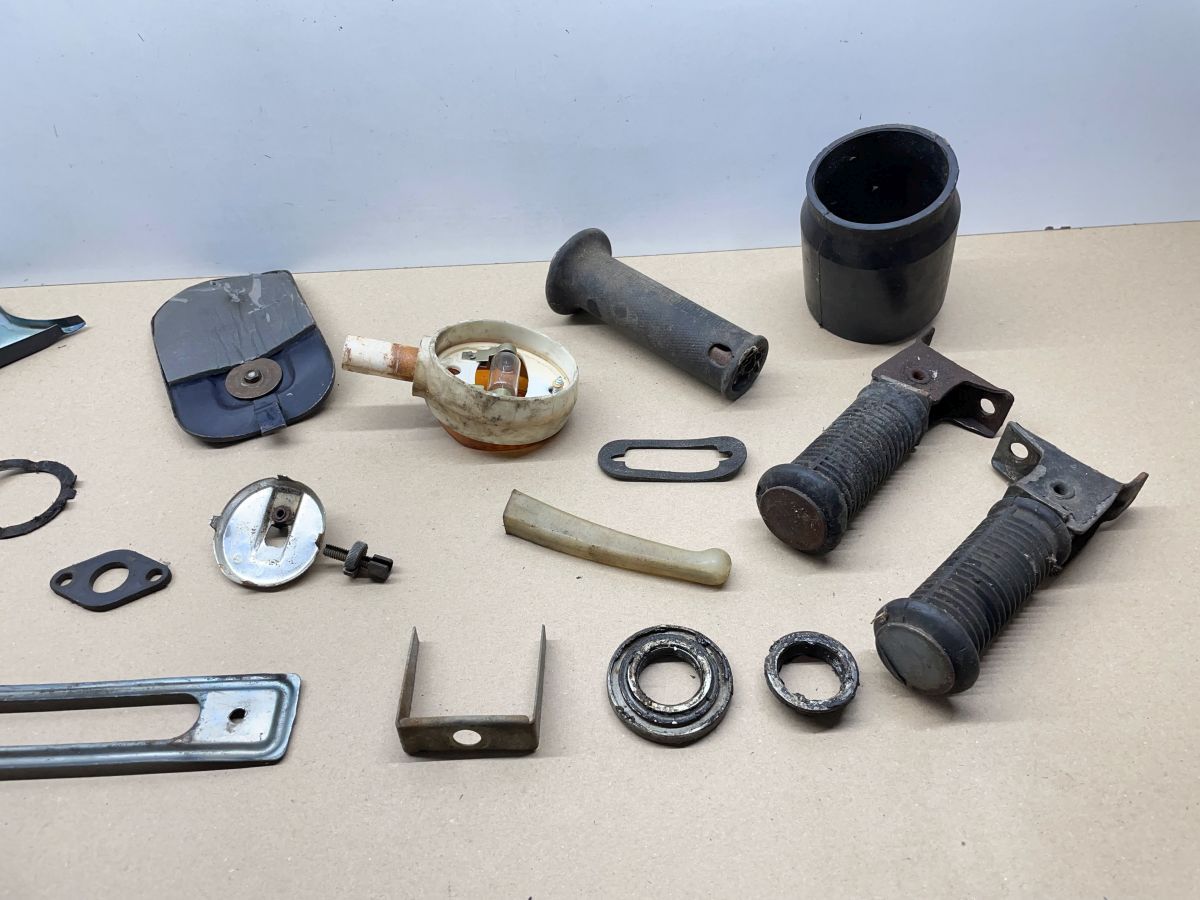 Simson Schwalbe original Teile Fußrasten Gasgriff Blinker Verkleidung Luftfilter