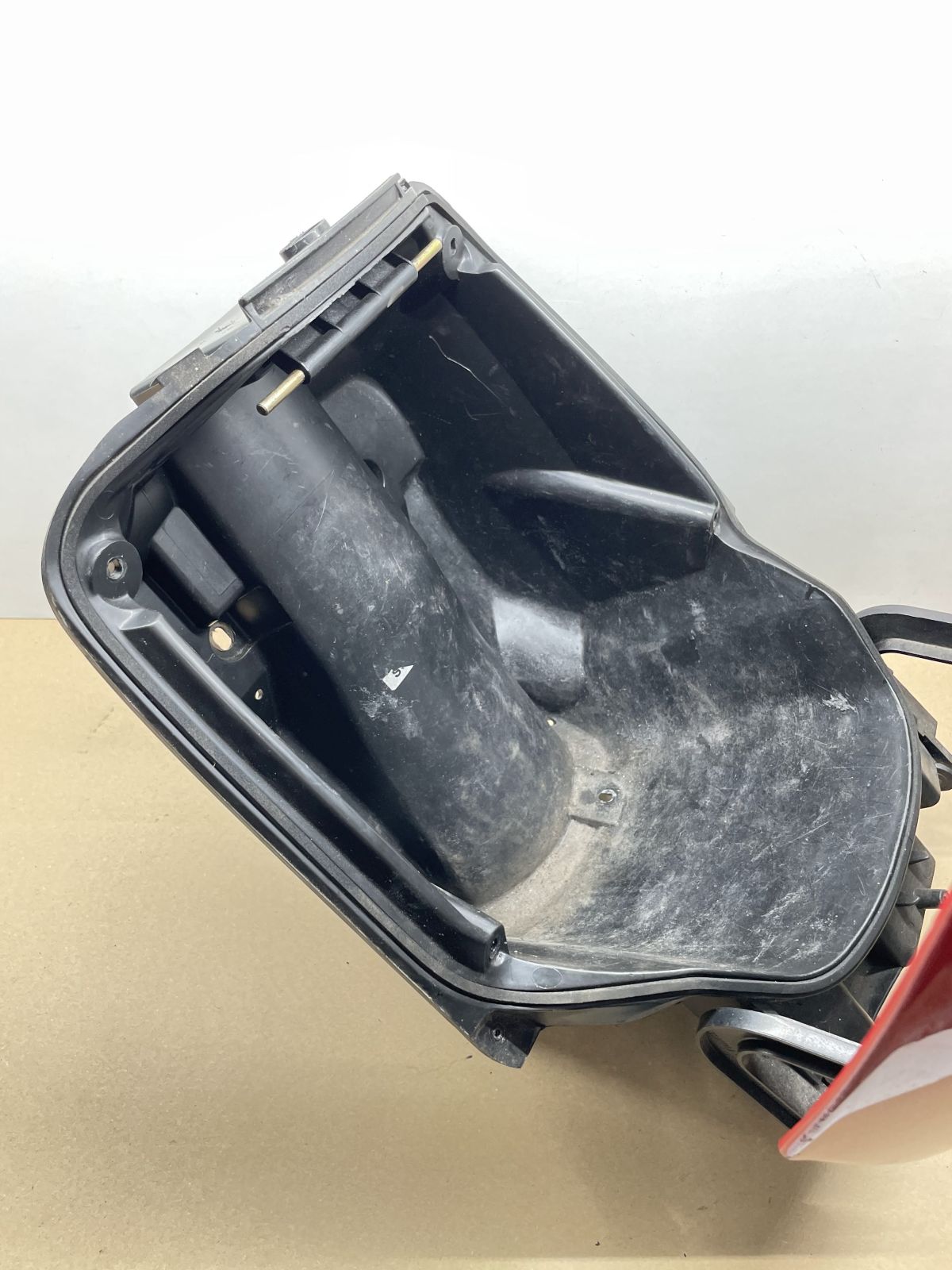 Hercules Splinter / Peugeot Speedake - Front Staufach Verkleidung fairing (81)