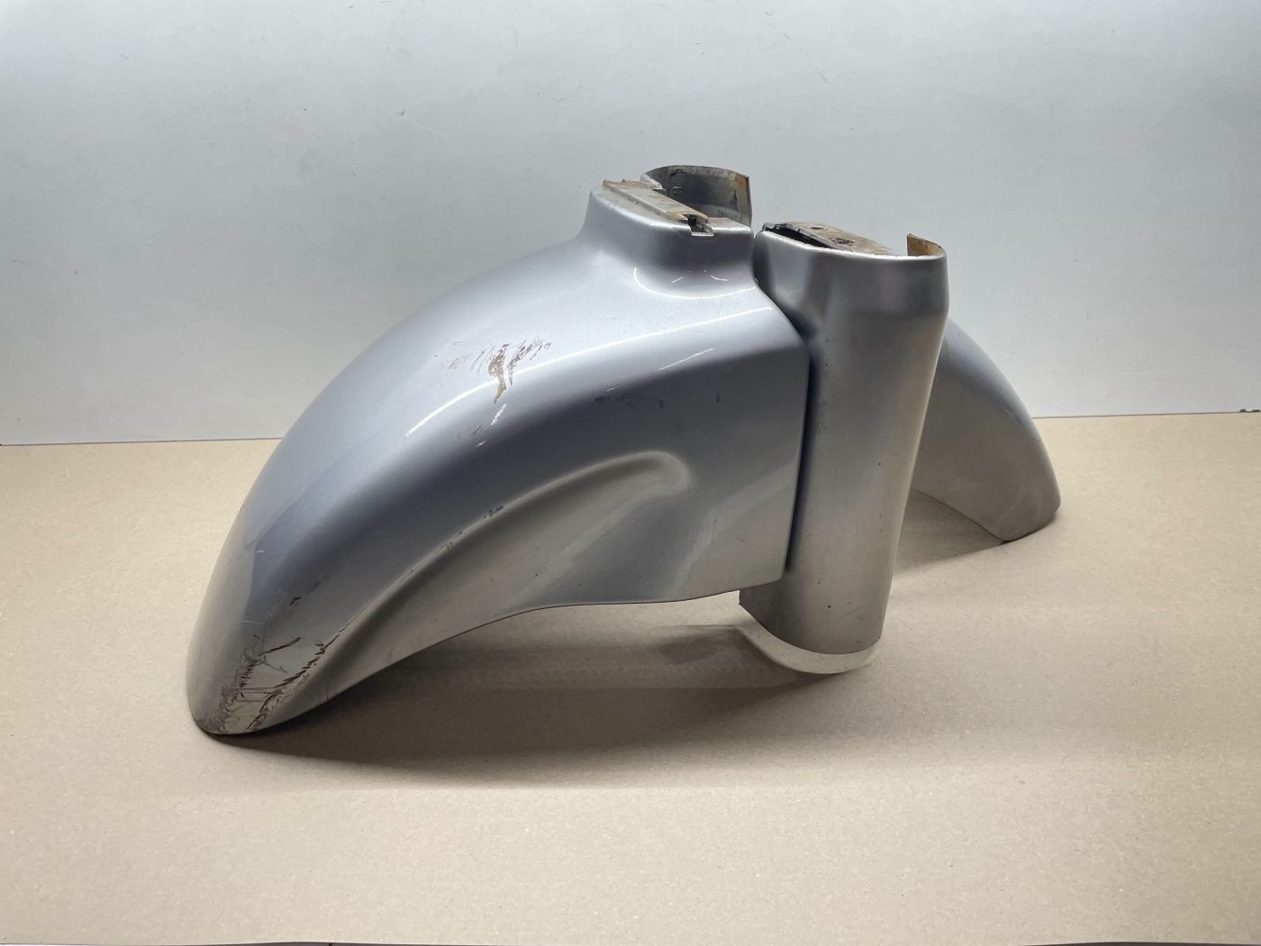 Piaggio Beverly 125 - Kotflügel Spritzschutz Verkleidung vorne Abdeckung fairing (110)