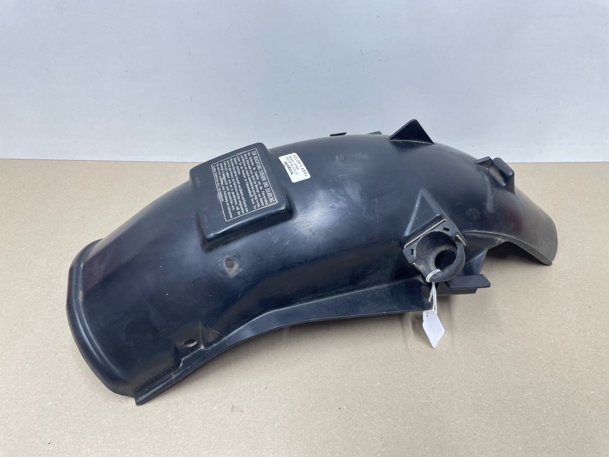 Honda VF 750 F - Spritzschutz hinten Verkleidung Abdeckung fairing  (118-5)