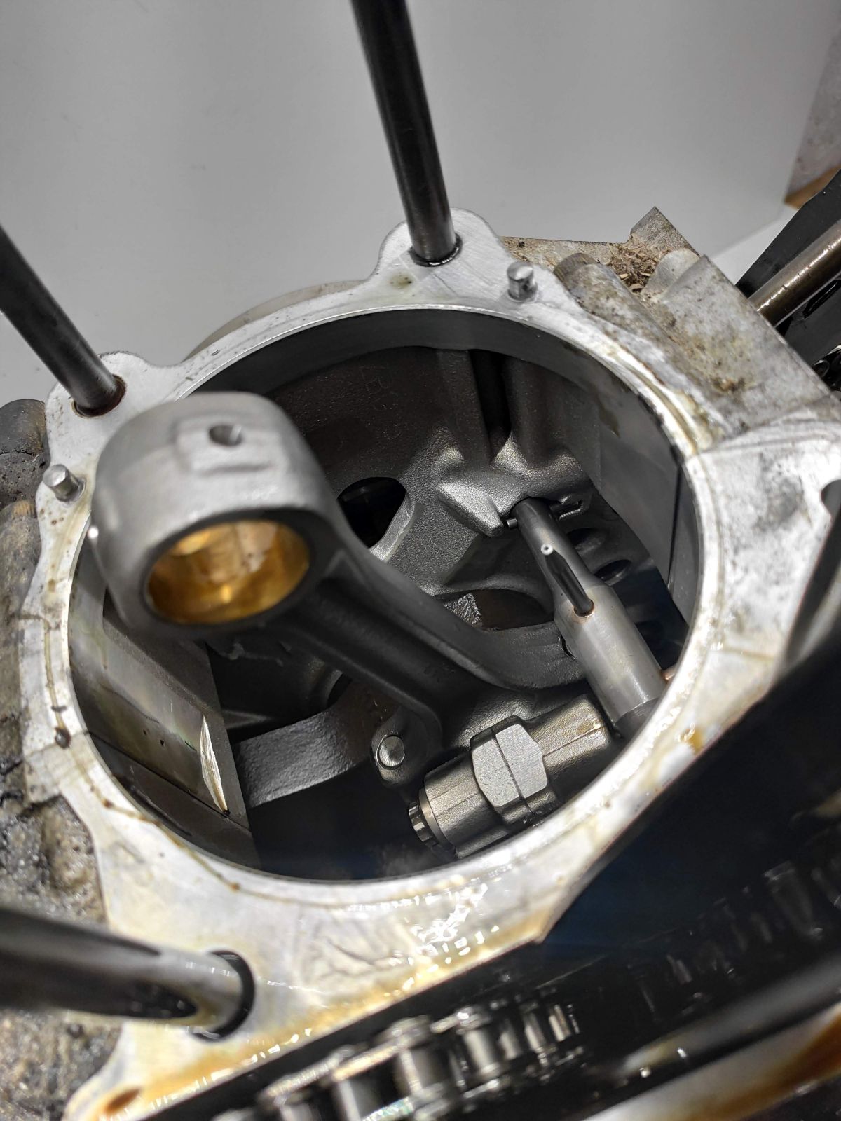 Aprilia Caponord ETV 1000 ABS - Motorblock Motor Kurbelwelle Getriebe
