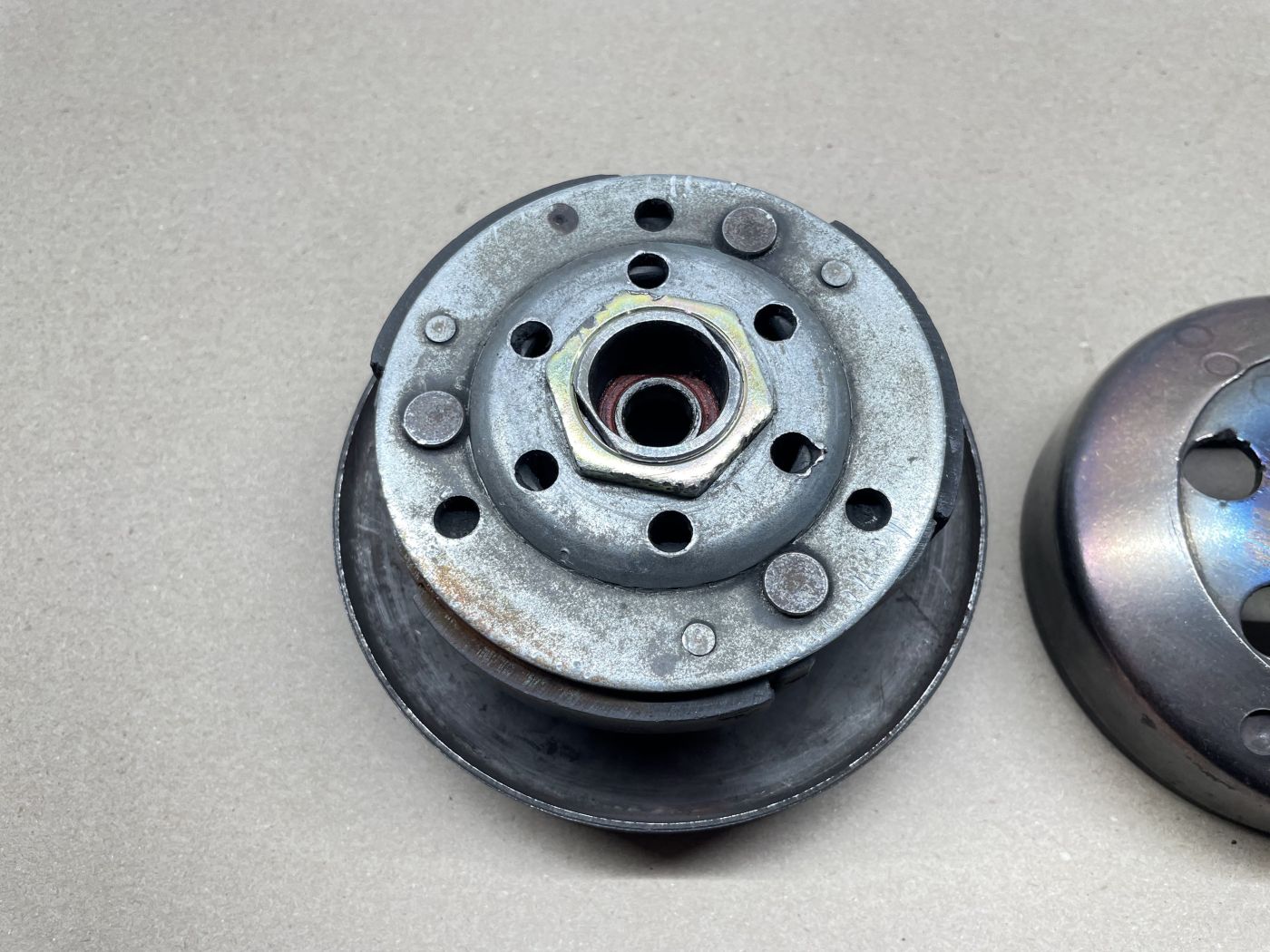 Piaggio NRG MC3  - original Kupplung PCV06 komplett Wandler Glocke (111)