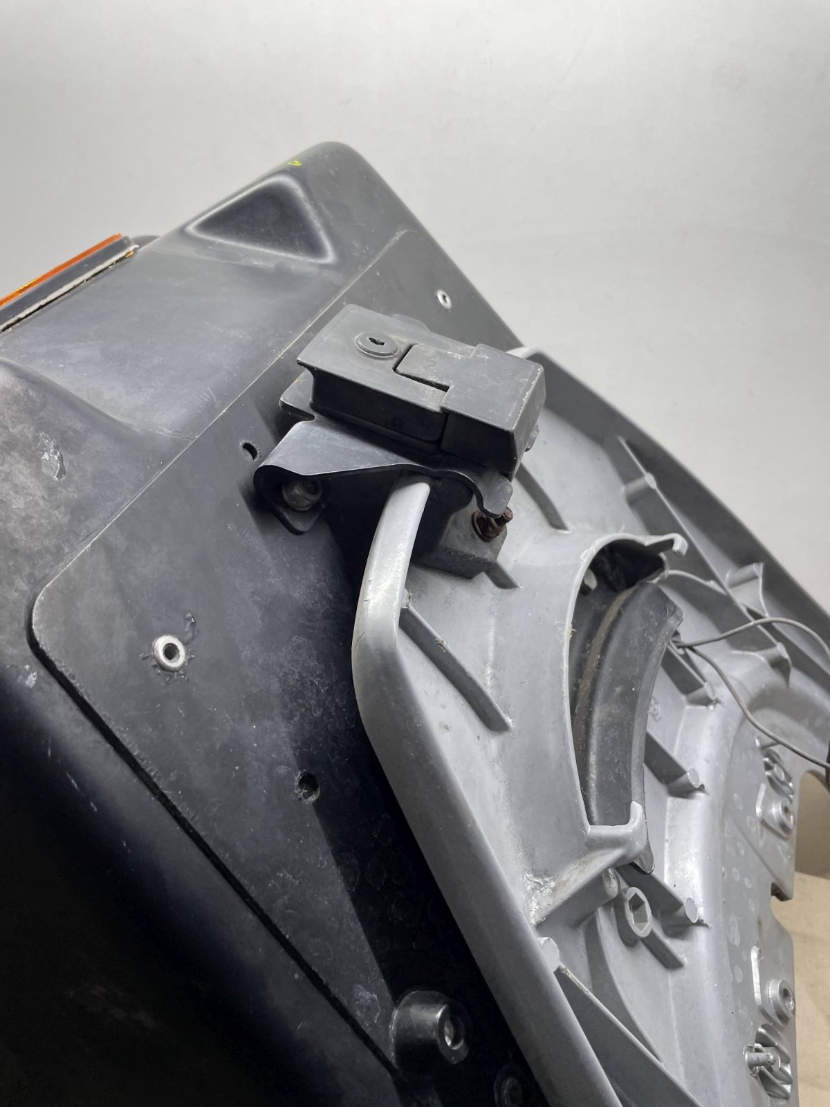 Piaggio Sfera RST 50 - ORIGINAL Gepäckträger + Piaggio Topcase Koffer  (72-2)