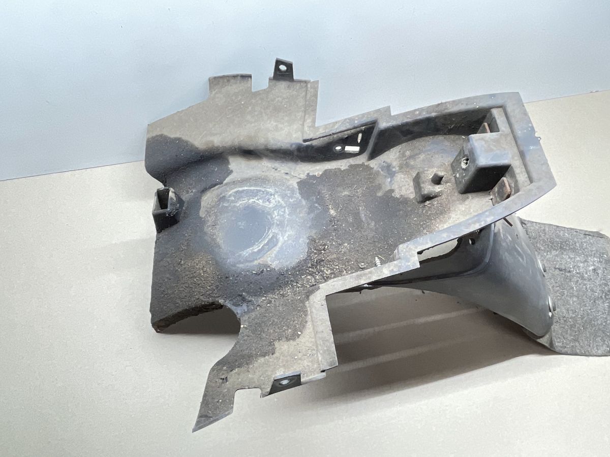 Peugeot TKR Furious 50 - Spritzschutz hinten Kennzeichenhalter Verkleidung (89)