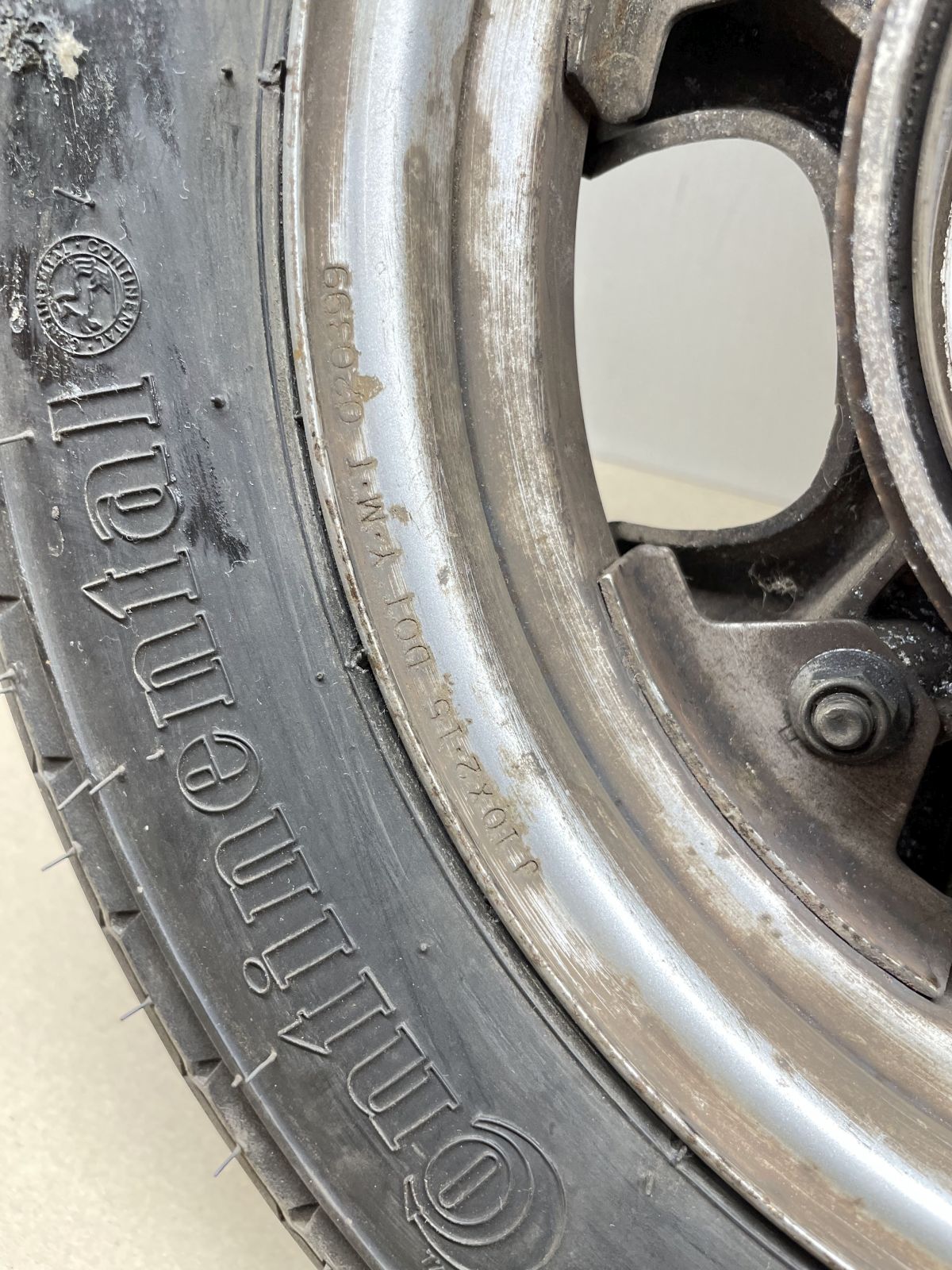 Yamaha Cygnus XC 125 - Vorderrad Reifen Felge vorne front wheel (74)
