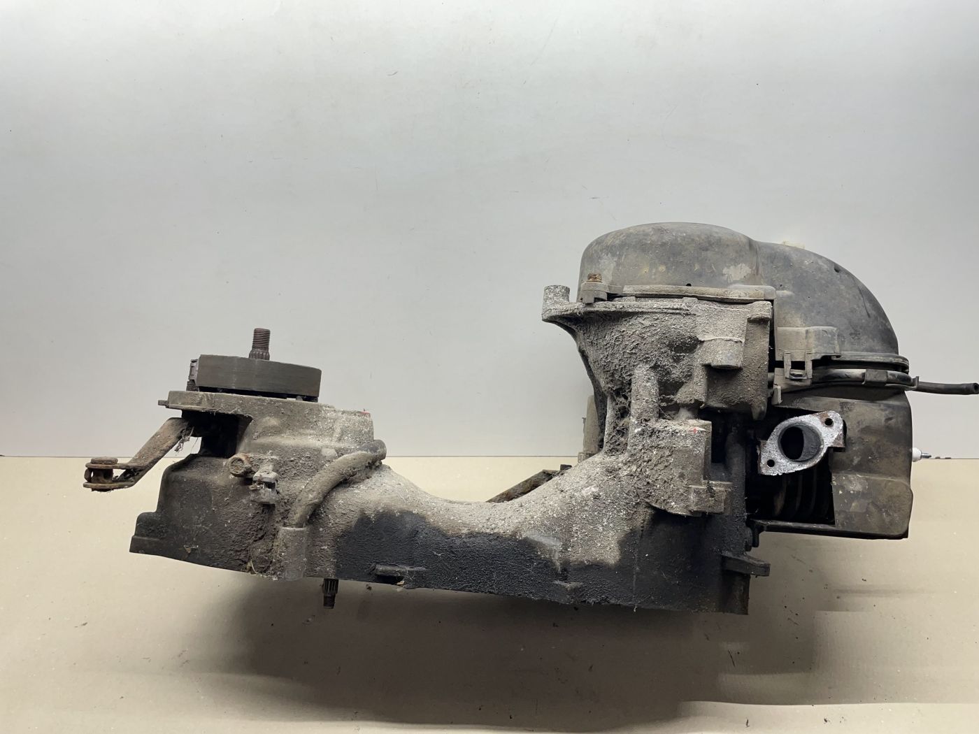 Aprilia Gulliver 50 - Motorblock Kurbelwelle Zylinder Getriebe engine (102-10)