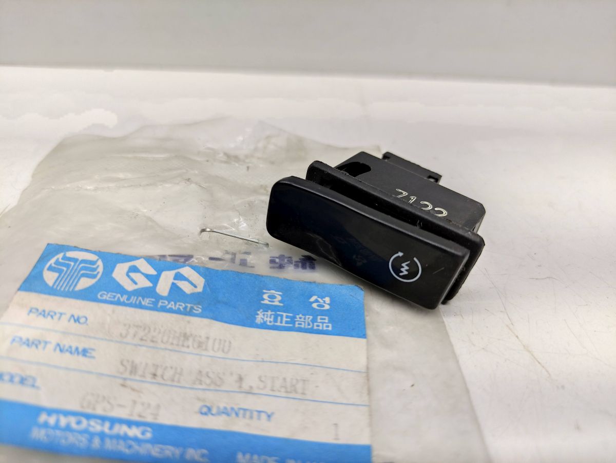 Hyosung GPS 125 Hyper - original E-Start Schalter Knopf NEU ! -- (38-5)