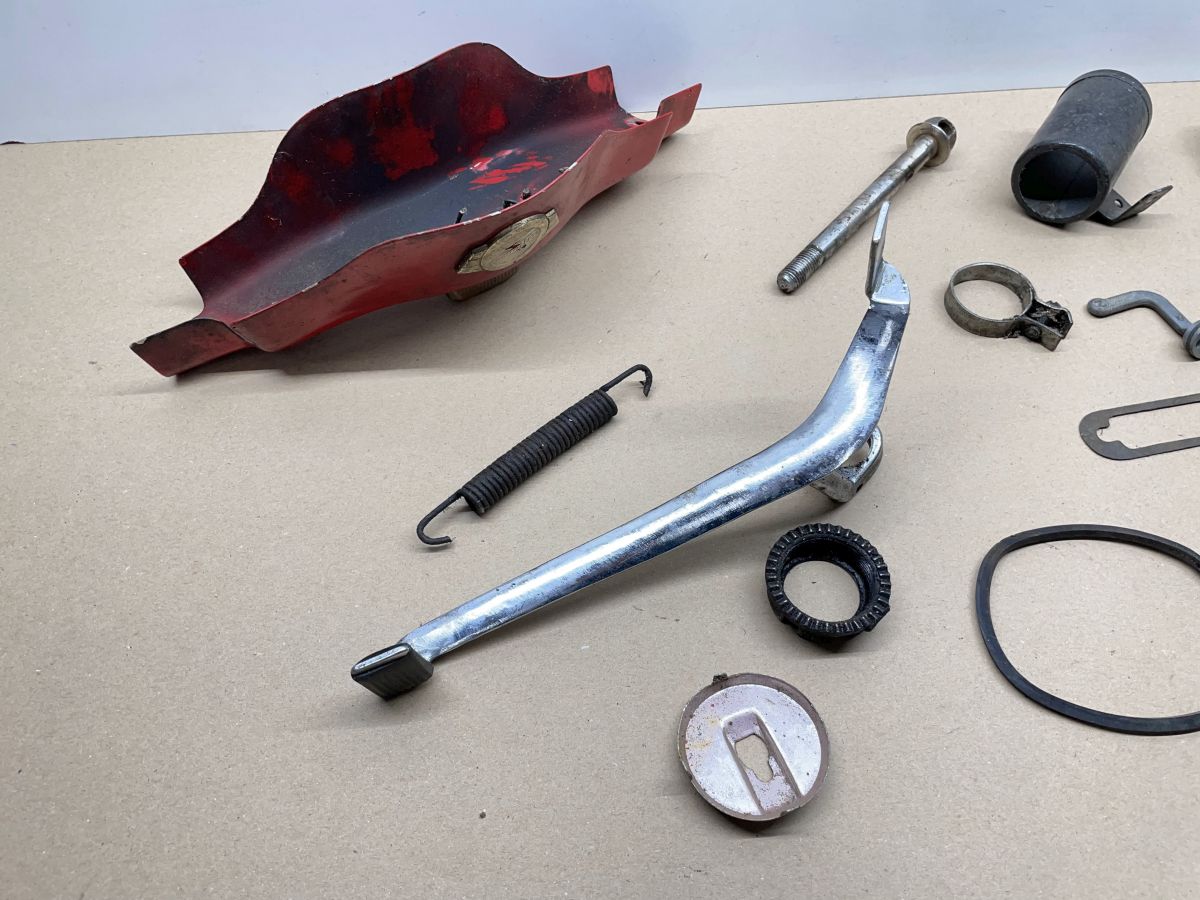 Simson Schwalbe original Teile Verkleidung Schaltwippe Luftfilter Schraube etc.