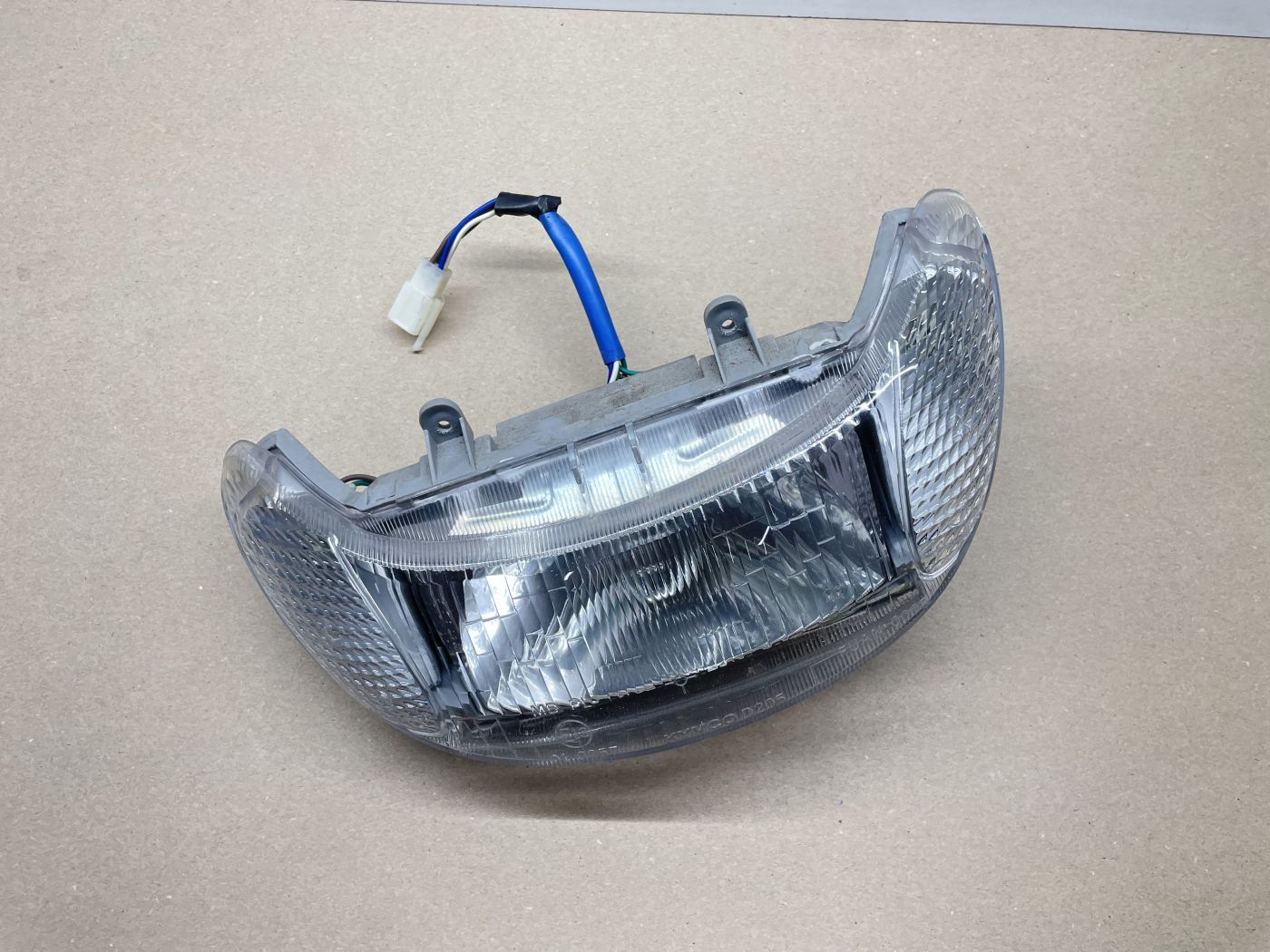 Kymco KB 50  - original Scheinwerfer Licht Lampe vorne head light (117)