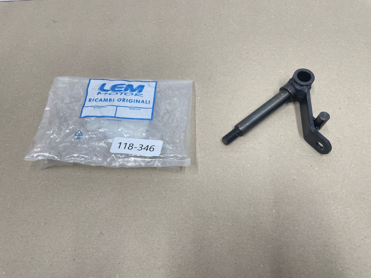 LEM Condor / Cayman - Achsschenkel rechts fusello steering gear spindle (118-8)