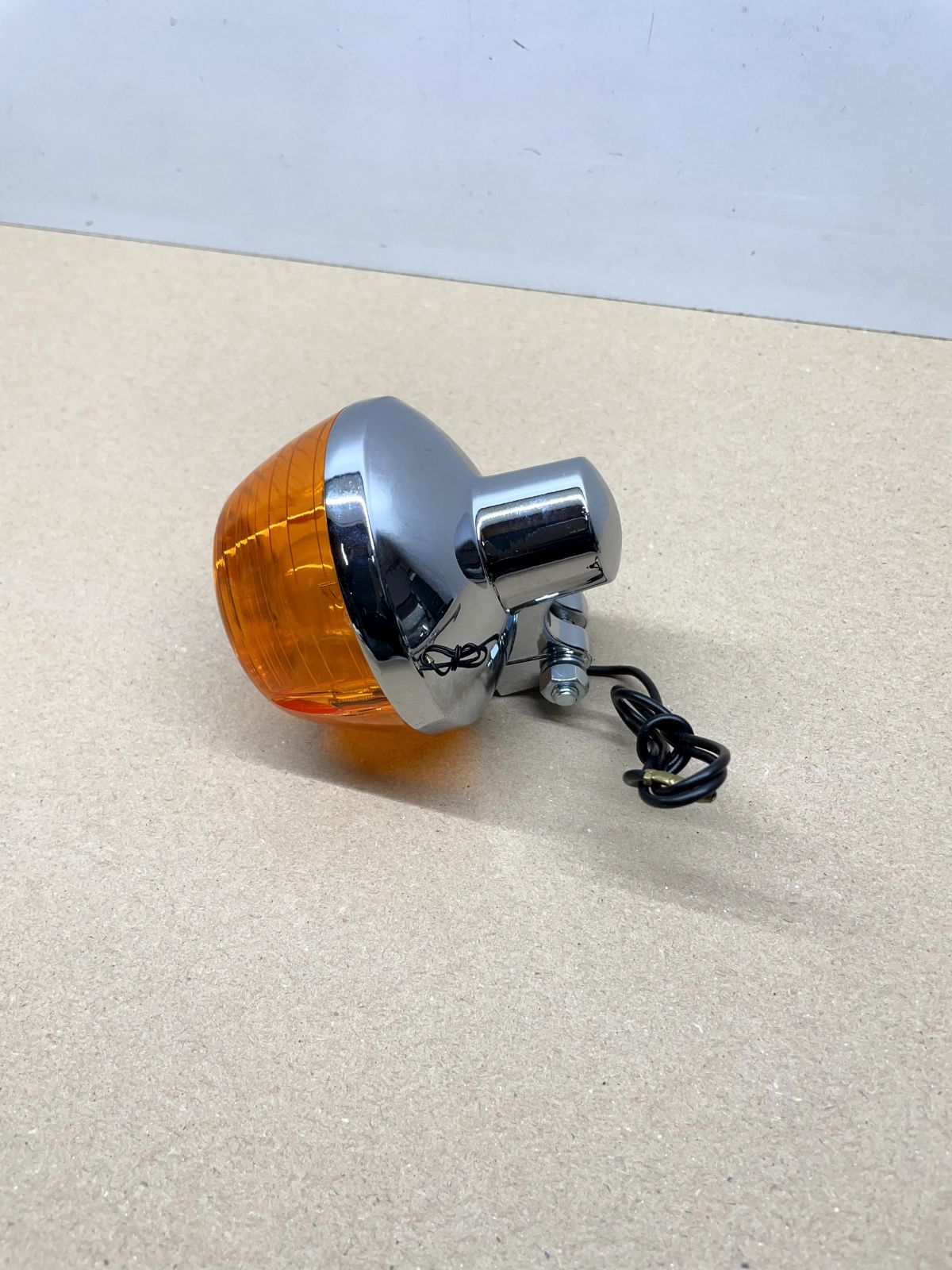 Honda CB 50/100/125/250 CX 500 - Blinker NEU Chrom indicator (G5)