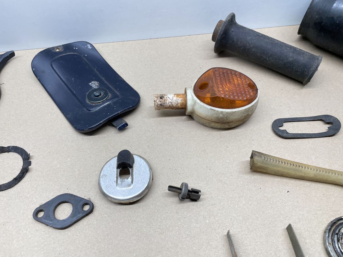Simson Schwalbe original Teile Fußrasten Gasgriff Blinker Verkleidung Luftfilter