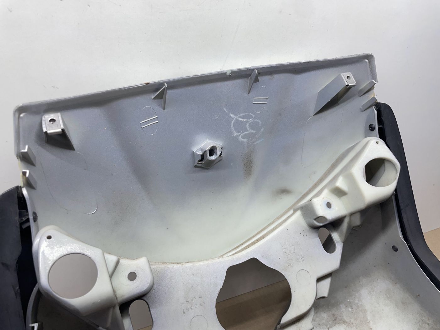 Piaggio Beverly 125 - Frontverkleidung Scheinwerferverkleidung Abdeckung (110)