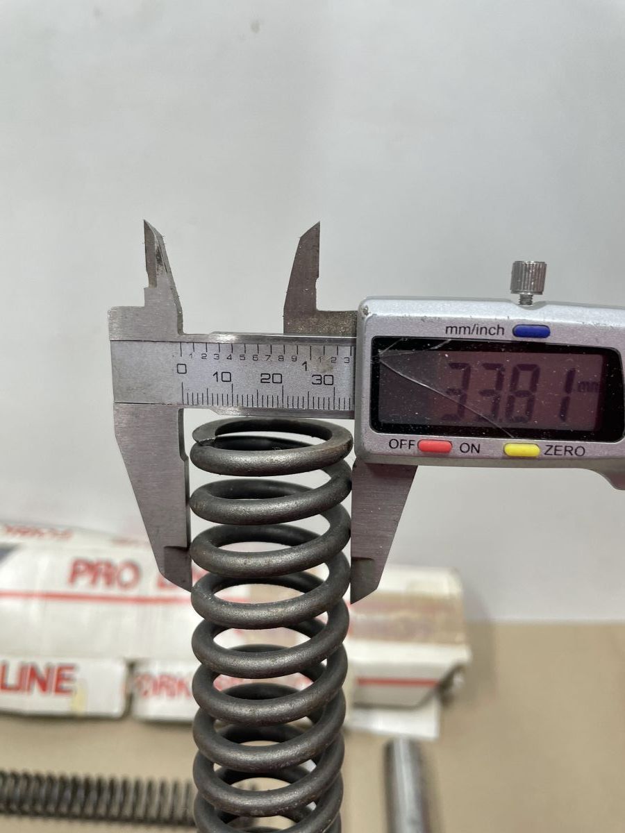 Suzuki DR 650 R / SE - WP Pro Line Gabelfedern Fork Springs Racing Suspension (118-16)