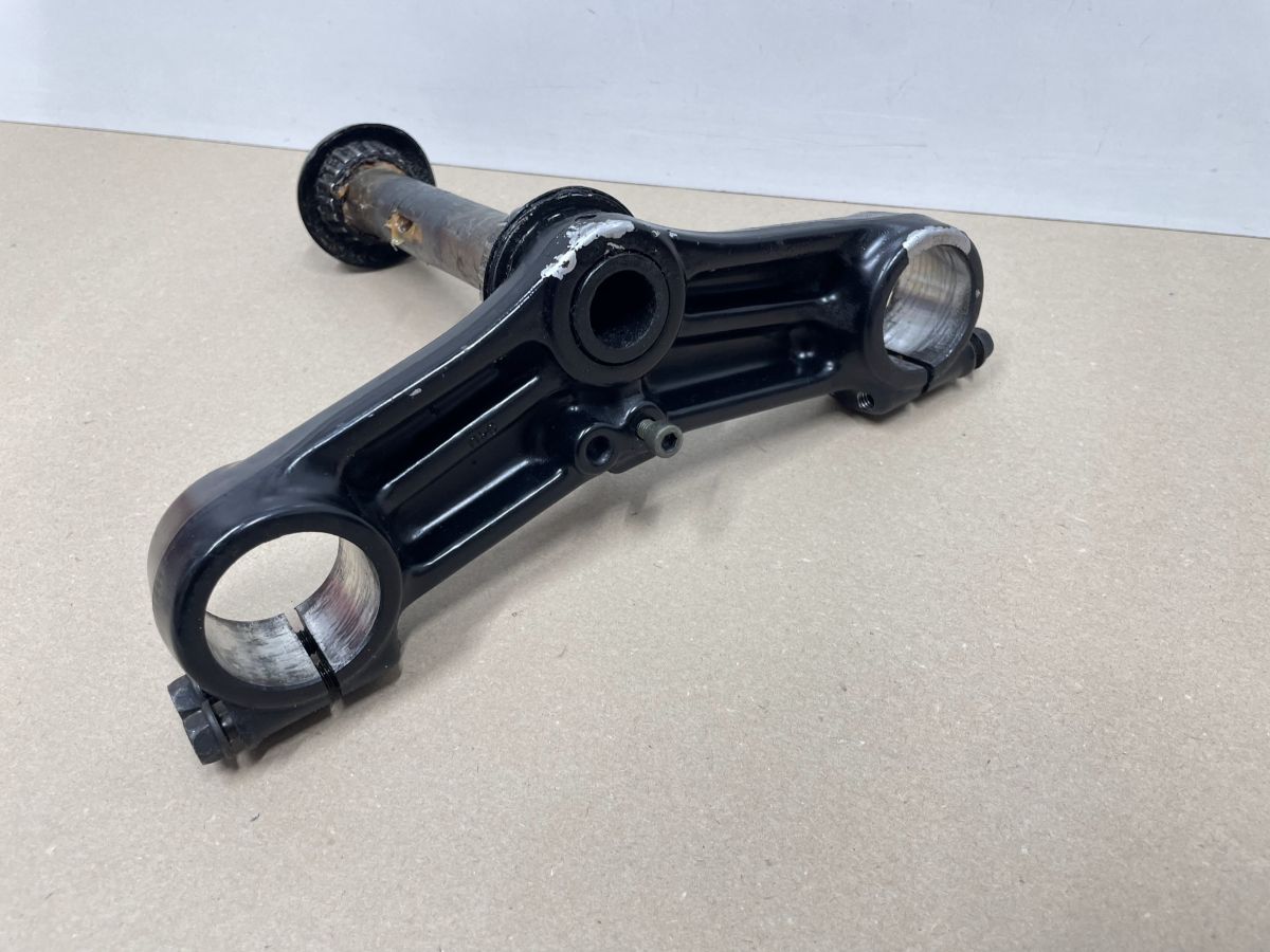 Suzuki GSX 1100 F - Gabelbrücke unten front fork  (118-6)