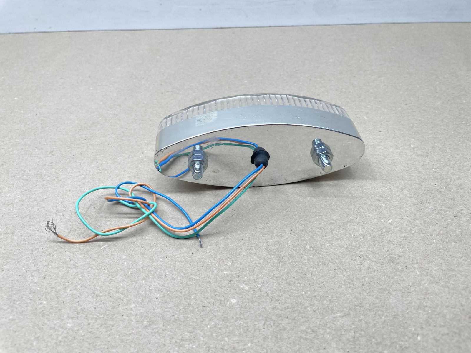 LED Rücklicht Universal mit E-Nummer 12V - Aprilia Honda KTM Yamaha Motorrad (118-25)