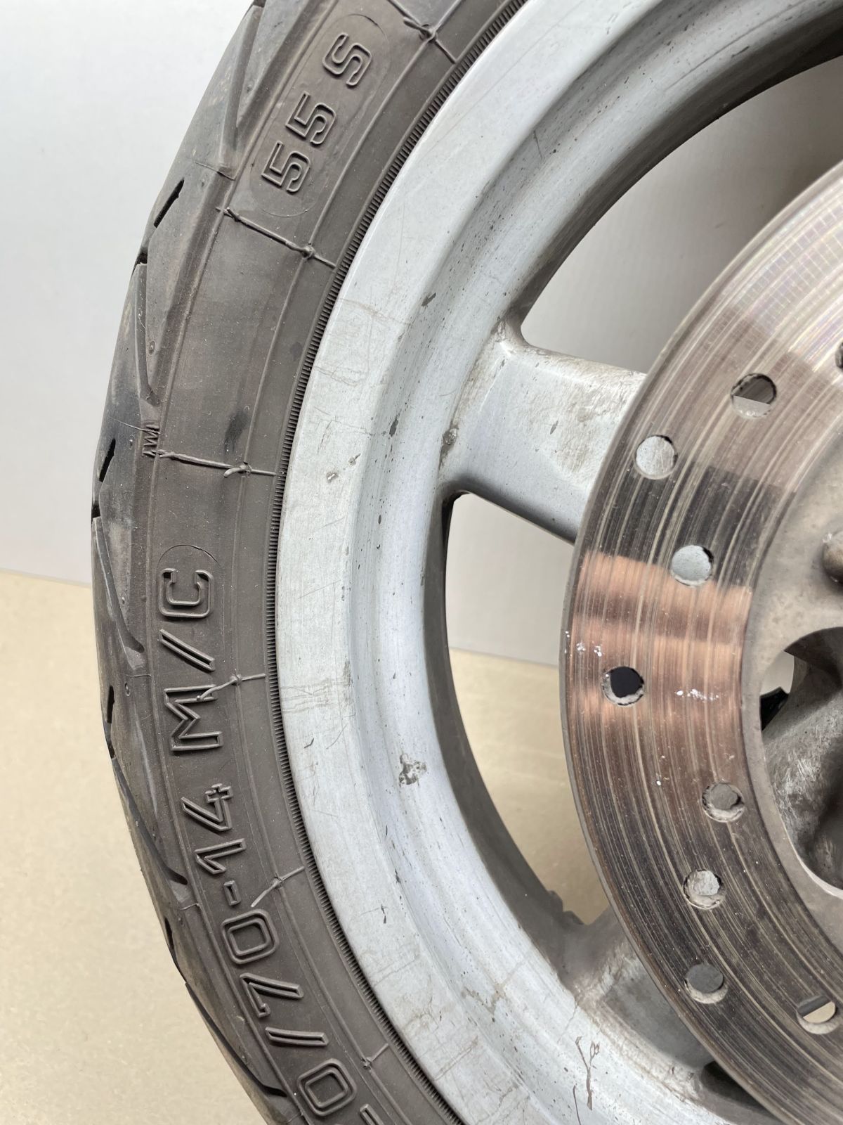 Piaggio X9 250 - Vorderrad Reifen Felge vorne front wheel (75)