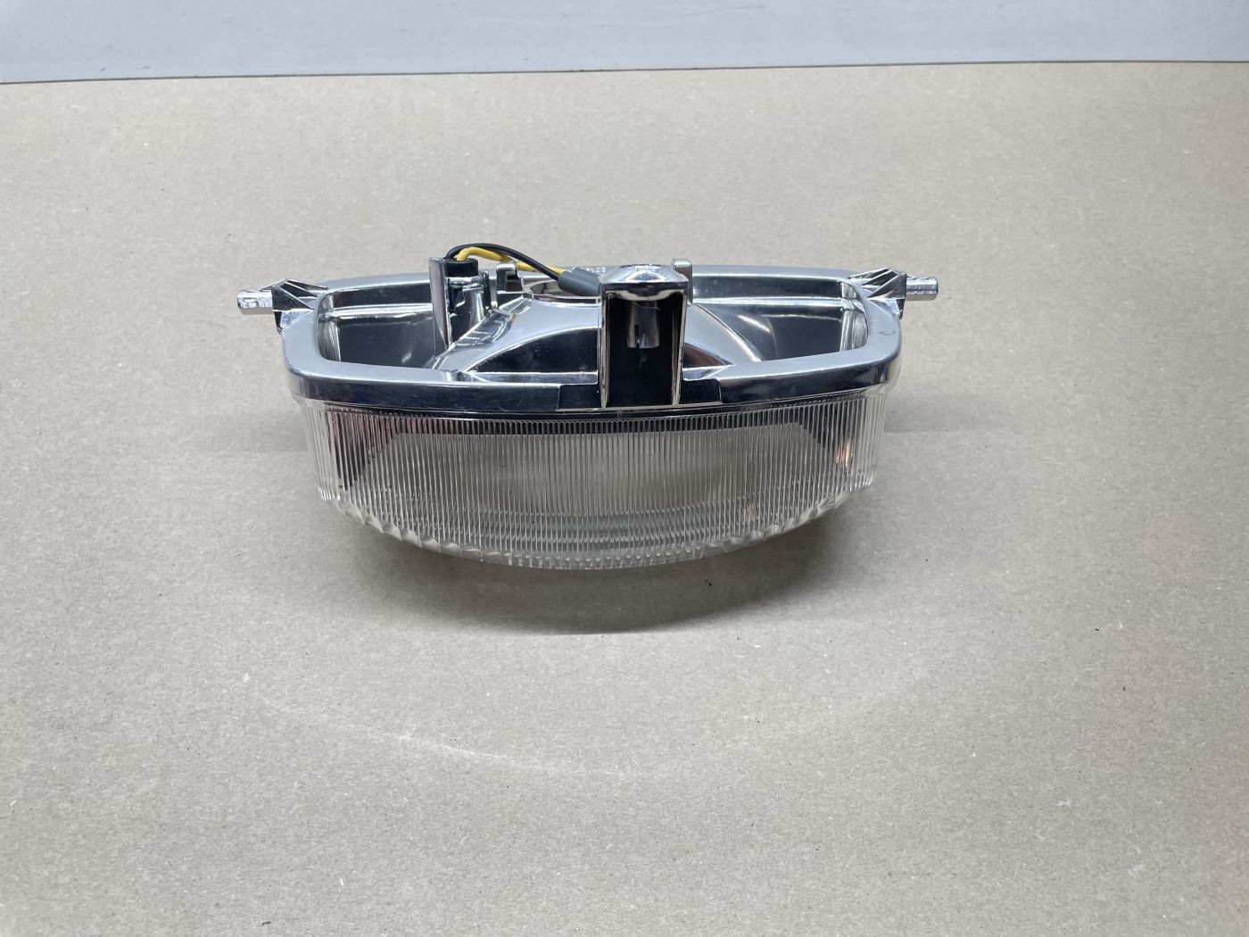 Piaggio ZIP 50 1.Gen - Triom Scheinwerfer Gehäuse Licht Lampe headlight (118-1)