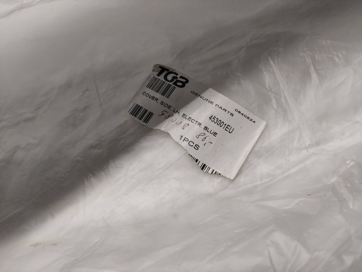 TGB Pegasus Corona ORIGINAL Verkleidung links Abdeckung NEU 453001 fairing (39)