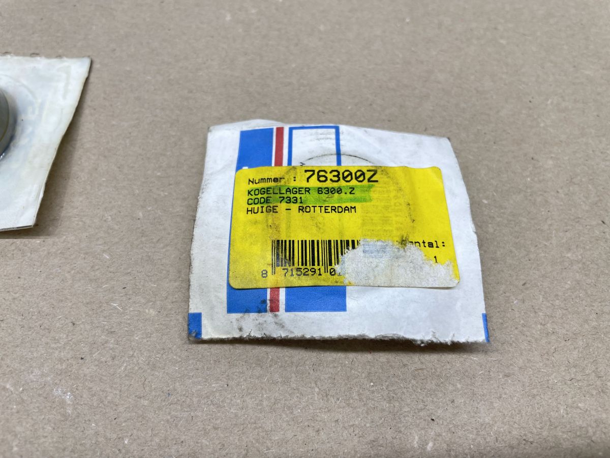 2x SKF Kugellager 6300-Z  10 x 35 x 11 mm Einseitig geschlossen (118-17)