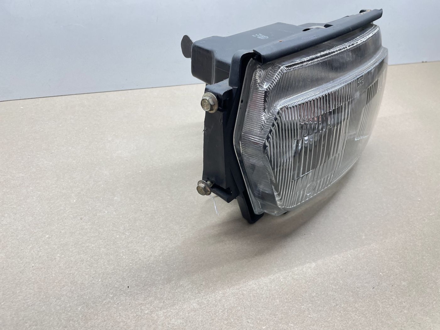 Suzuki GSX 600 F - Scheinwerfer Koito Licht Lampe vorne headlight (118-1)