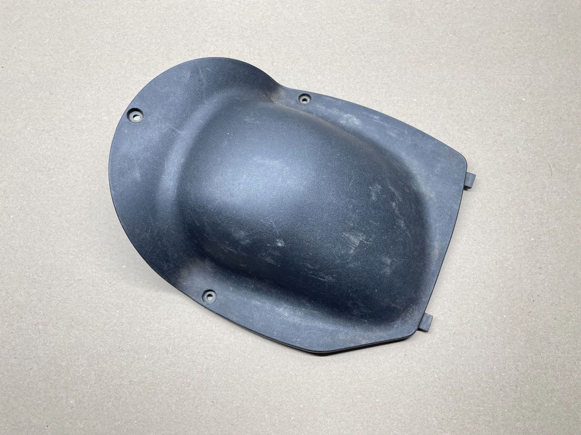 Piaggio Beverly 125 - Deckel Helmfach Abdeckung Verkleidung fairing (110)