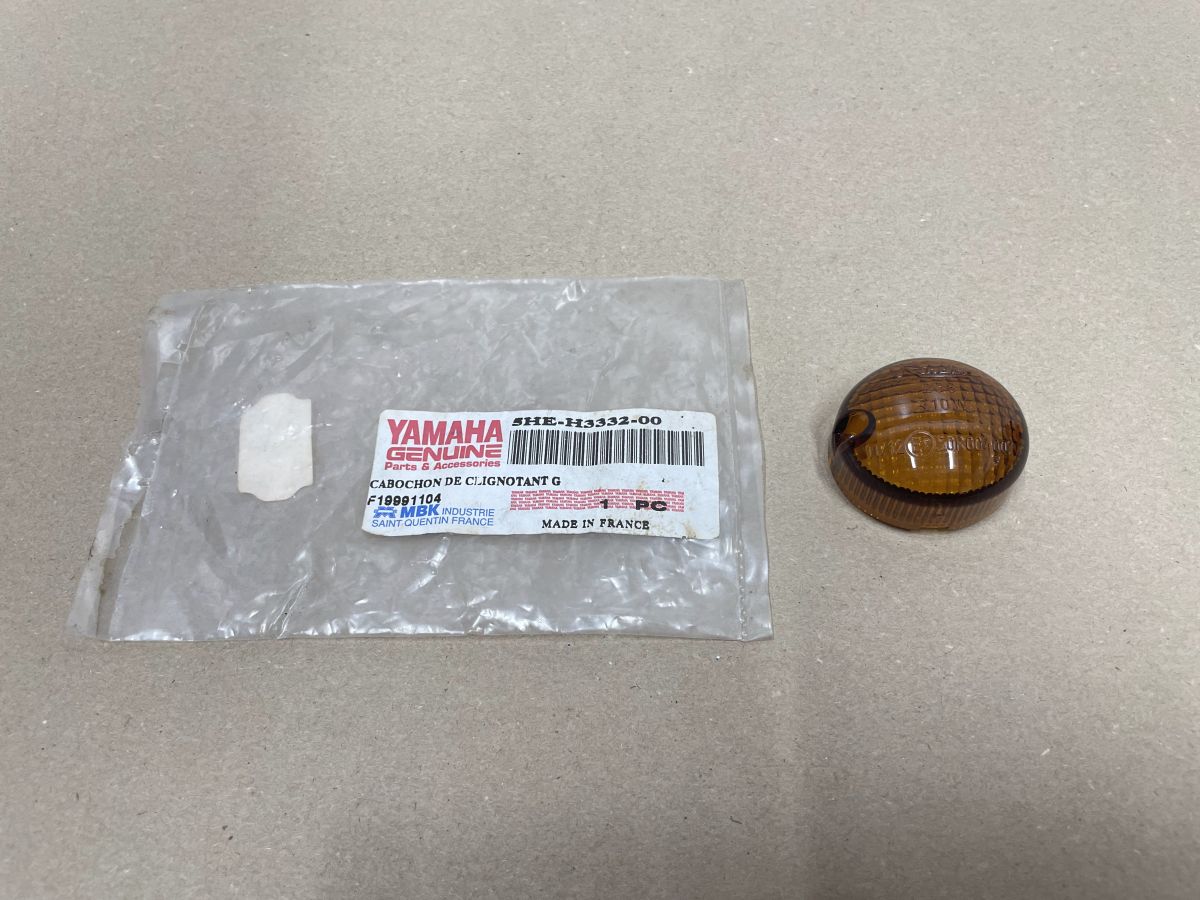 Yamaha Aerox - Blinkerglas vorne links ORIGINAL turn signal lens (118-16)