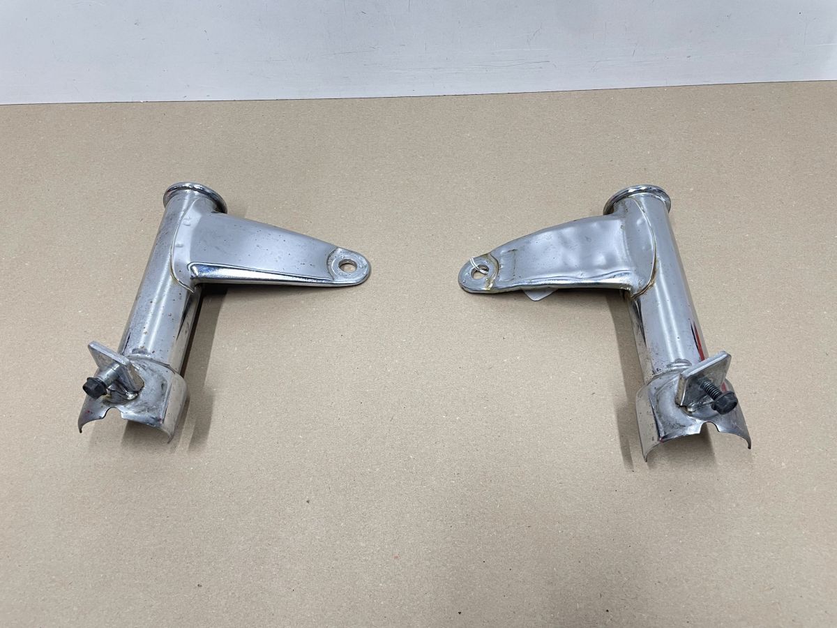 HONDA CB 450 N PC14 1985-1989 / Scheinwerferhalterung Lampenhalter (118-14)