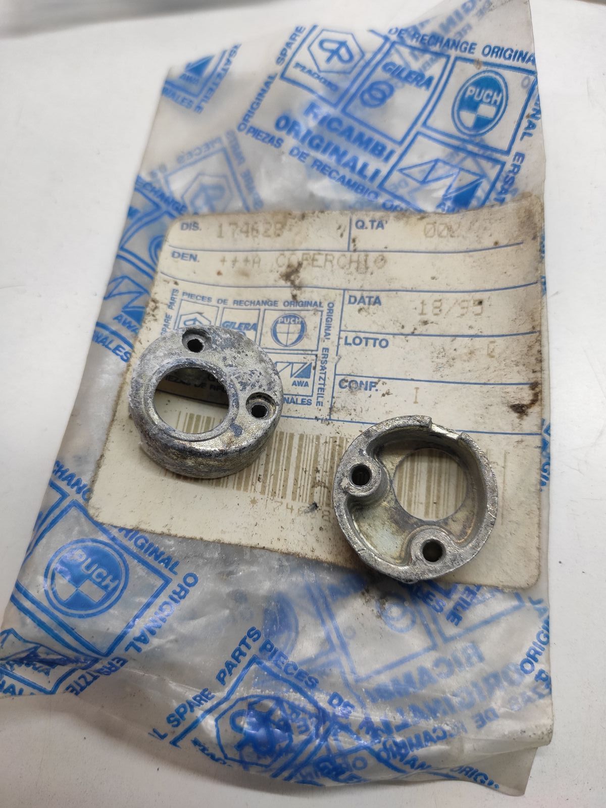 Vespa SR ET3 PV SPRINT GTR PX "alt" - ORIGINAL Abdeckung Lenkschloß NEU (B10)