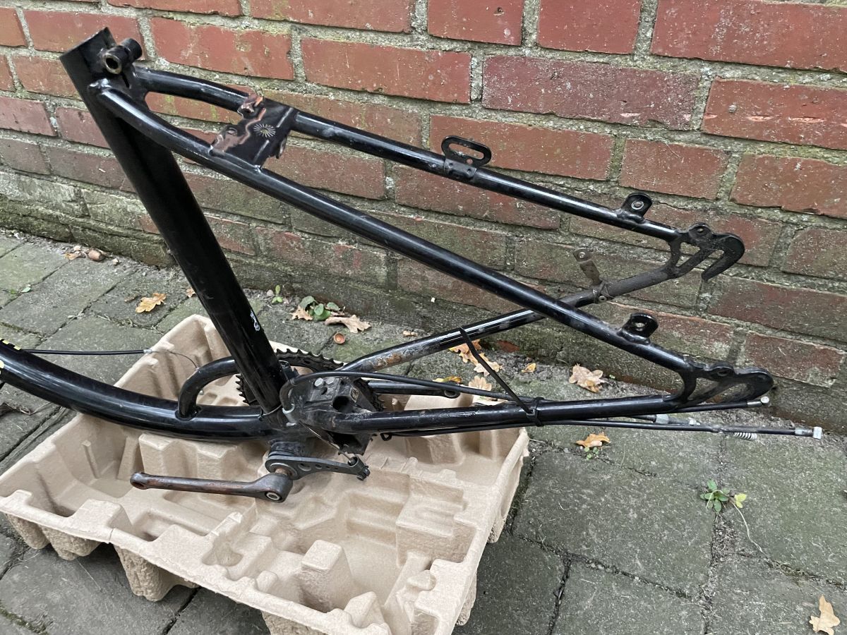 Hercules Saxonette Classic - Fahrzeufrahmen mit original Papiere Rahmen (101)