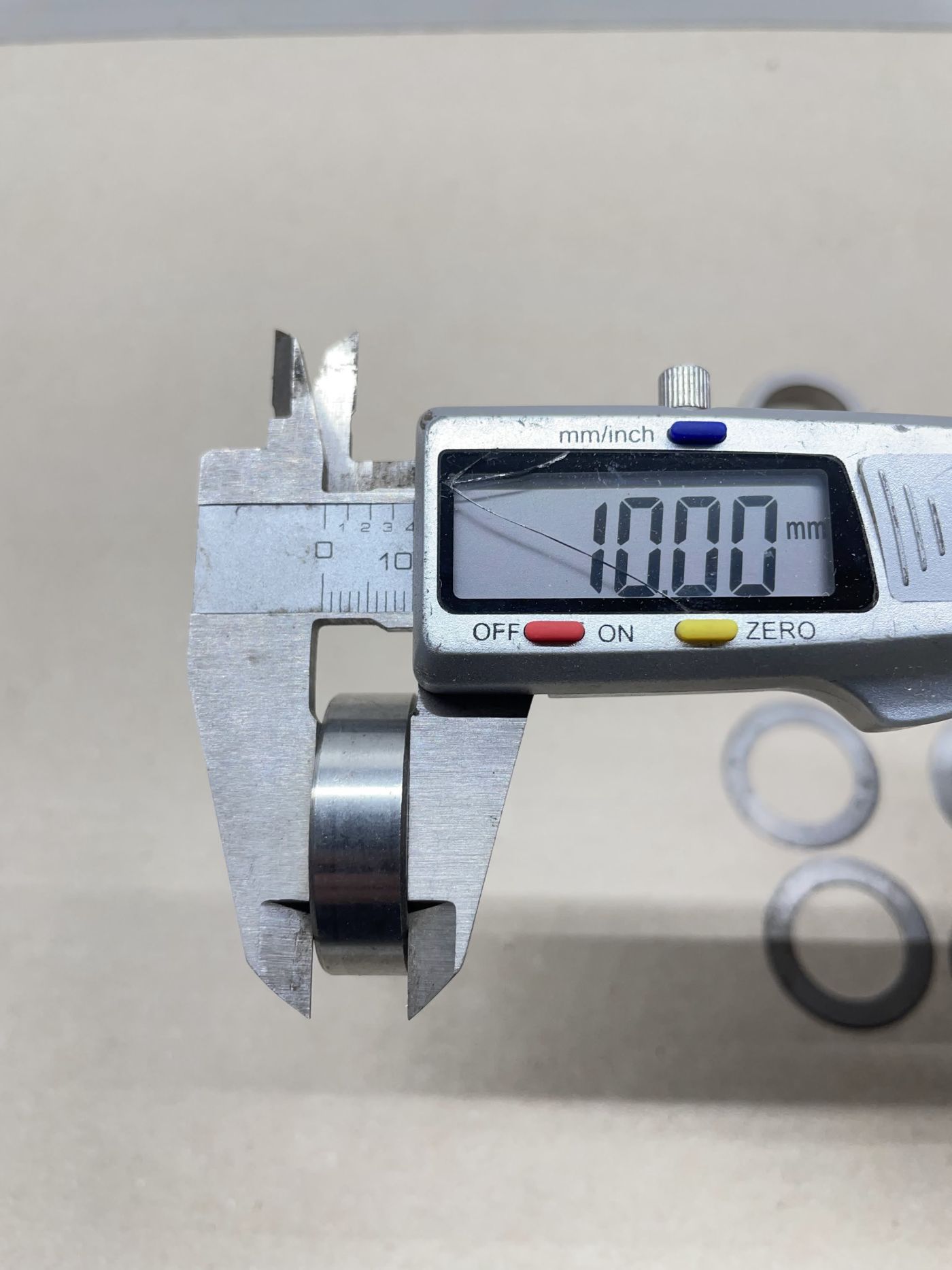Sachs ? Ersatzteile NOS - Nadellager Außenring 0846090100 Staubring Hinterrad ? (39-49R)