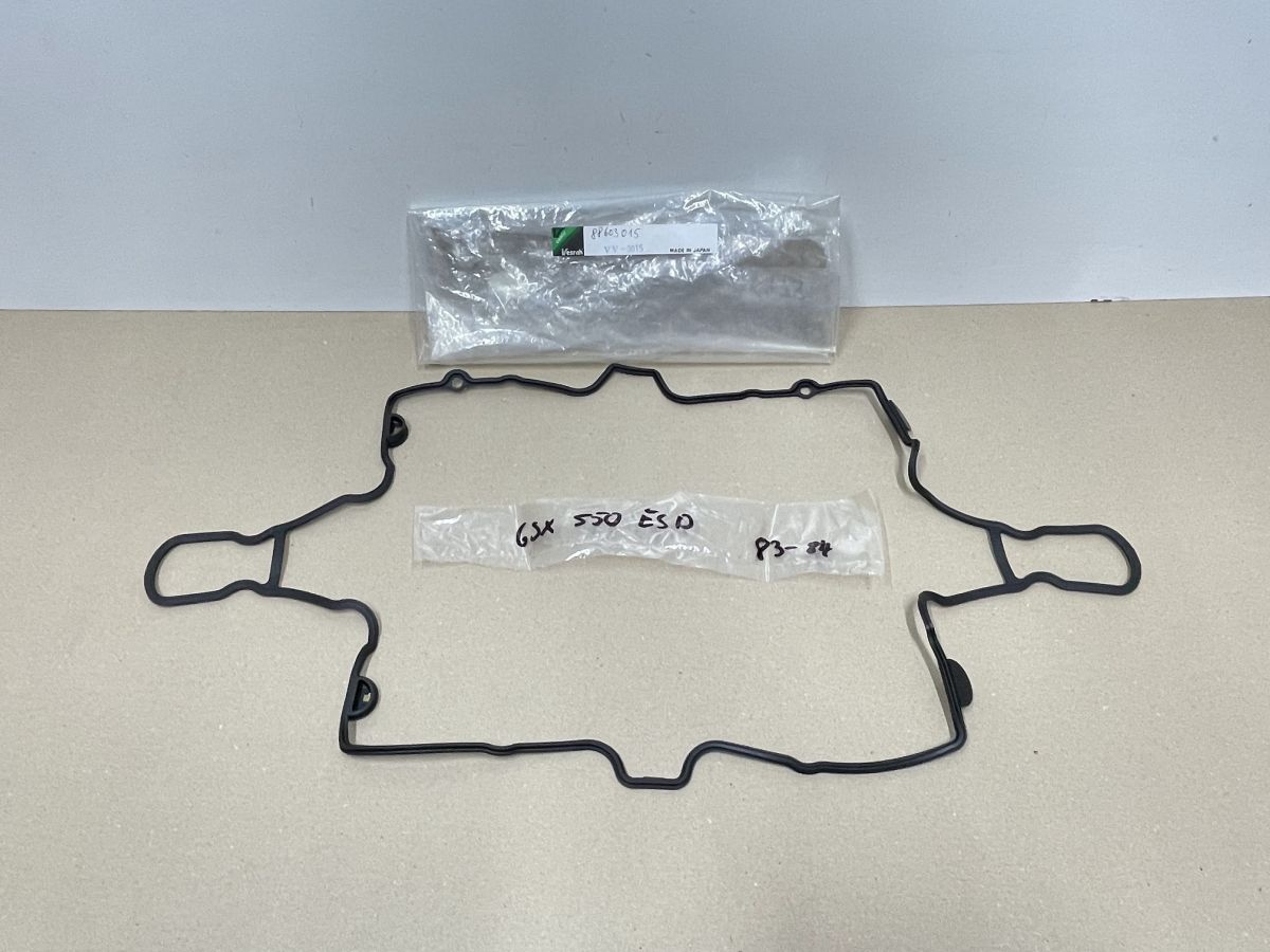 Suzuki GSX 550 E, ES, EF, EU - Ventildeckeldichtung Vesrah 88603015 NEU  (118-4)