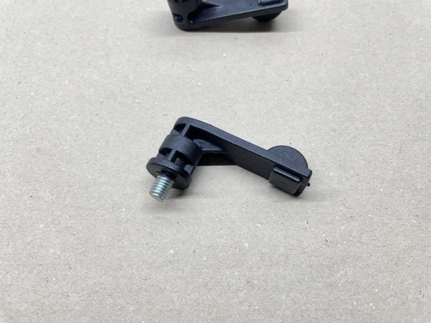 Kynast Mofa - 2x ORIGINAL Hebel Satteldose ? Rahmen Verkleidung  (39-48R)