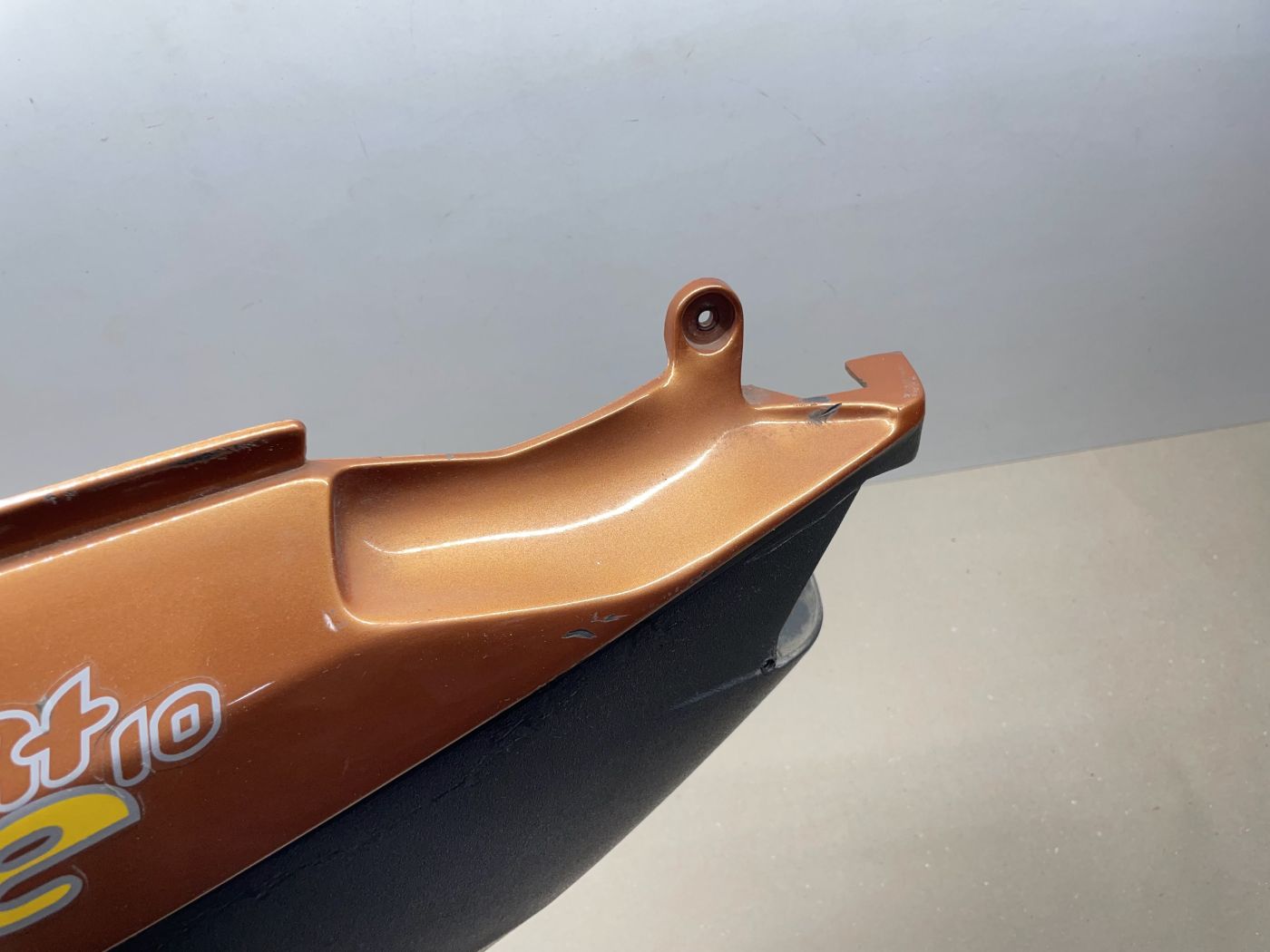 Atala Byte RT10 -  Seitenteil links Verkleidung Abdeckung fairing  (102-17)