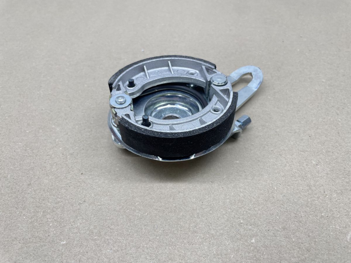 LEM Cayman / Condor ATV - Bremsankerplatte vorne rechts Bremse front brake (118-20)