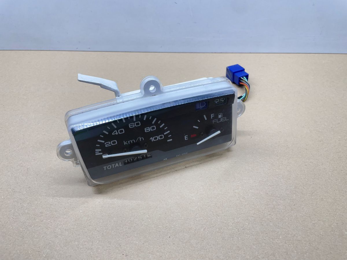 Suzuki AN 125 - Tacho Tachometer Cockpit speedometer (77)